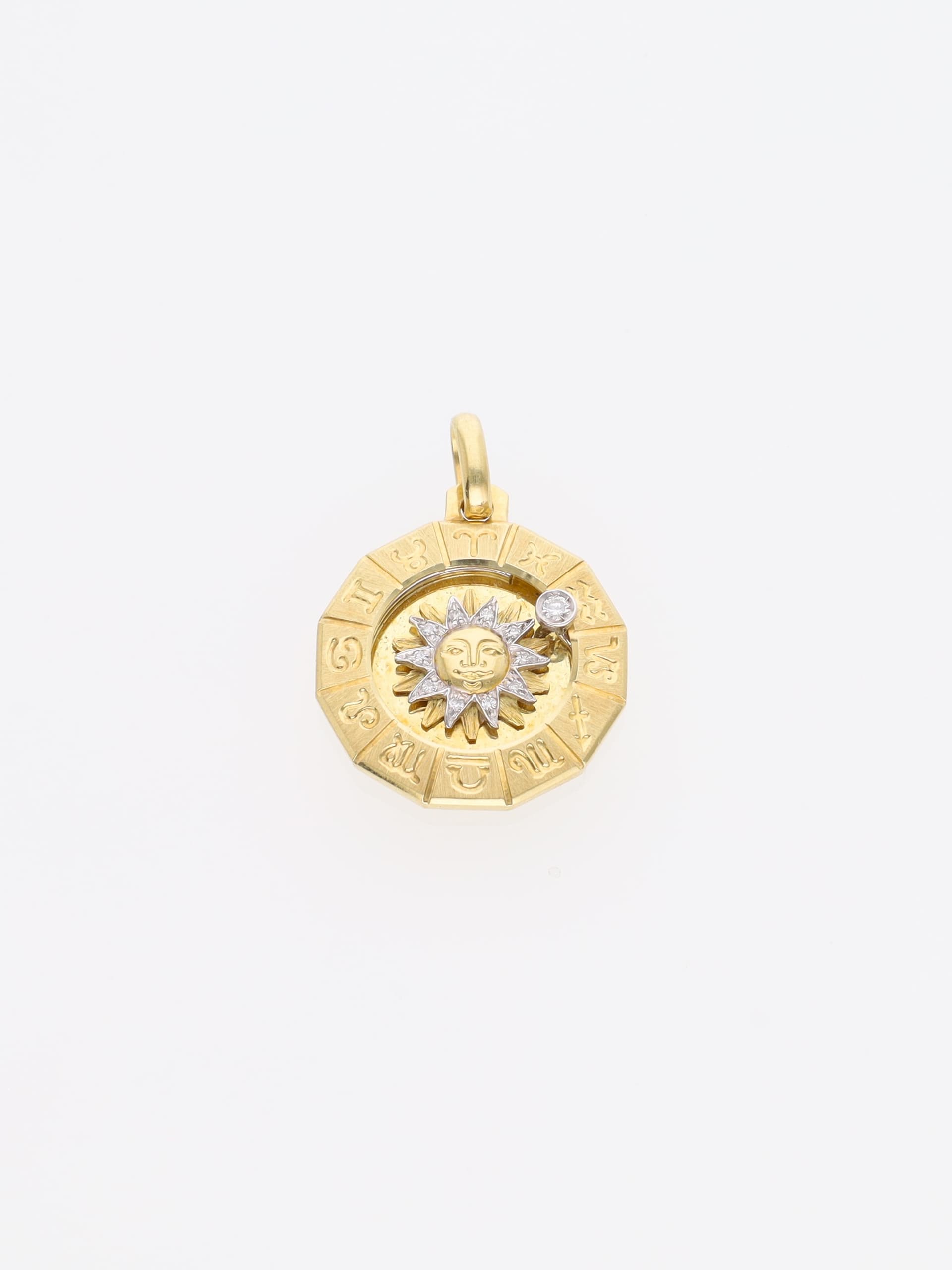 Ciondolo oro giallo 18kt disco zodiaco con diamante da 0.08ct - segno Acquario