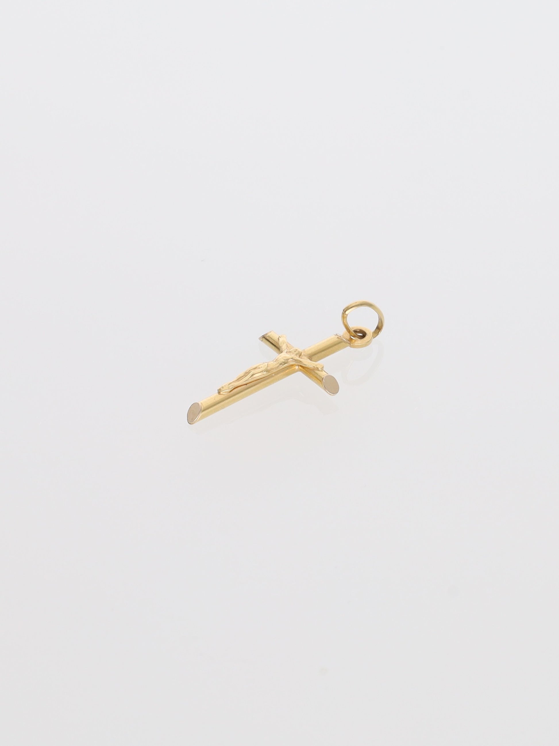 Ciondolo crocifisso in oro giallo 18kt