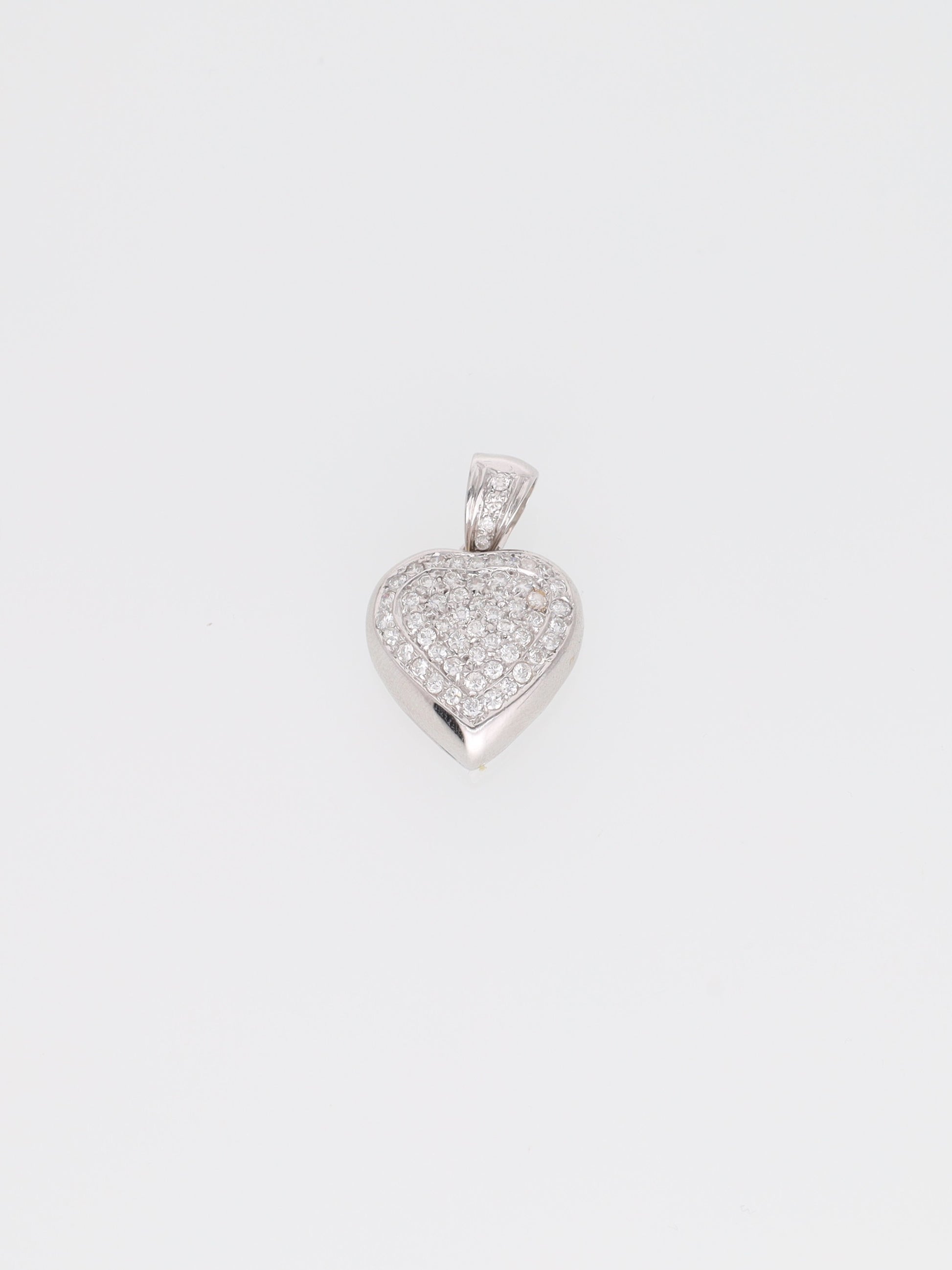 Ciondolo in oro bianco 18kt cuore con pavè di brillanti