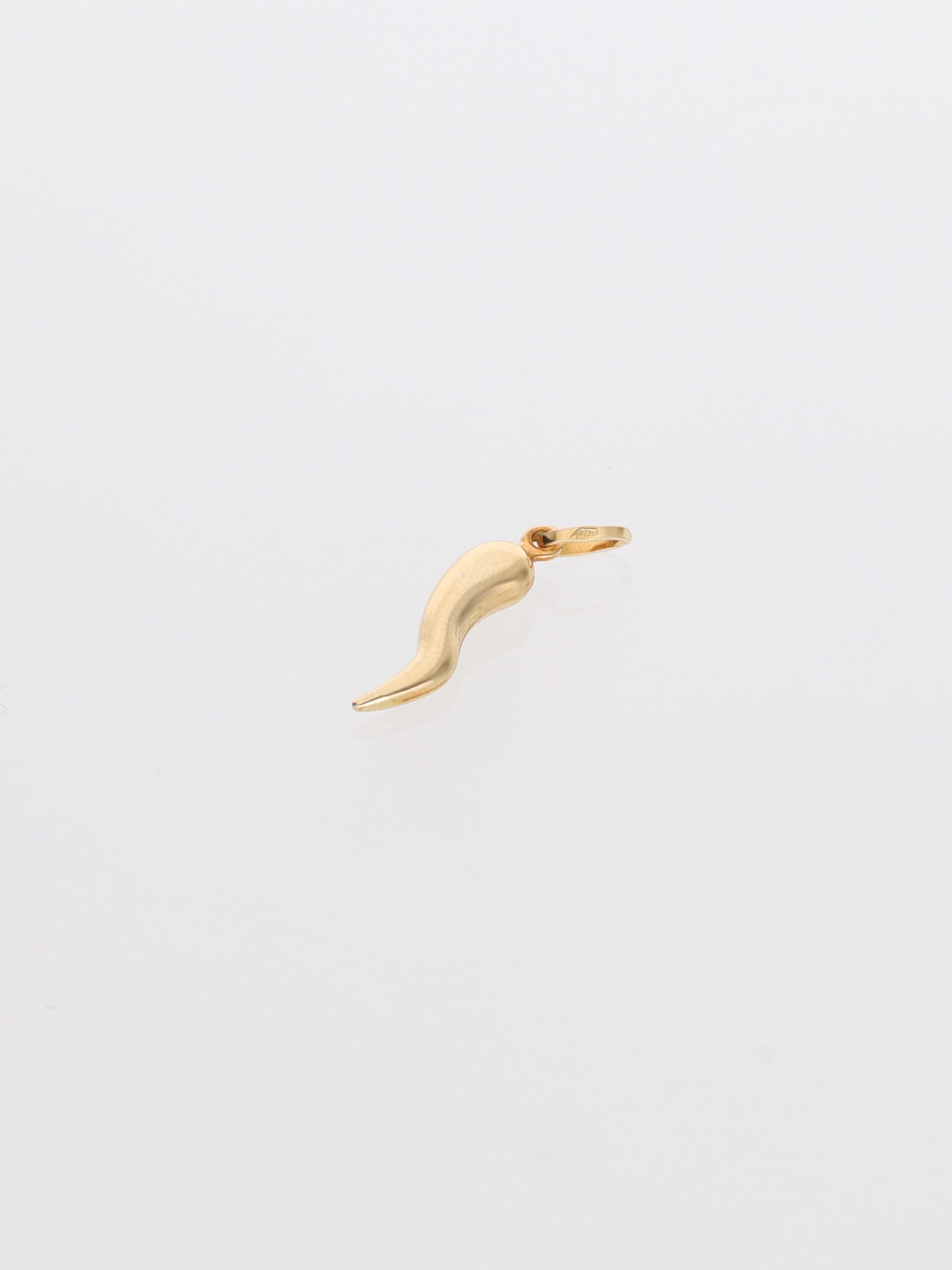 Ciondolo corno portafortuna in oro giallo 18kt