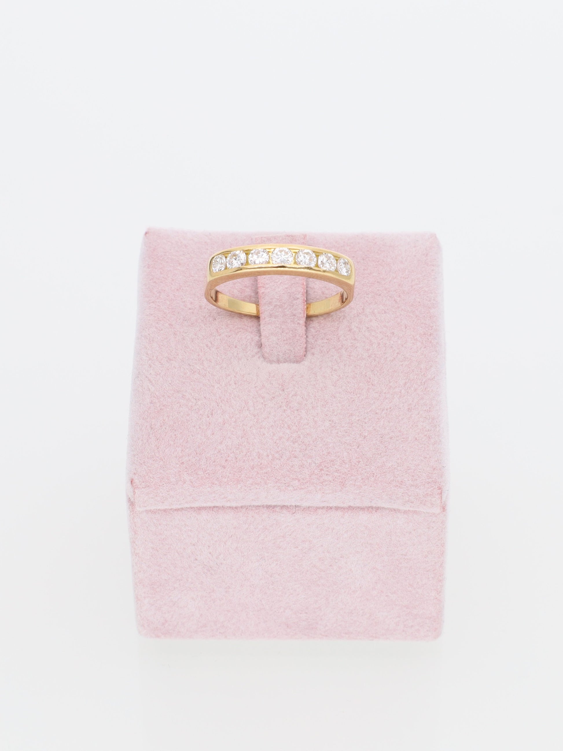 Anello Veretta in Oro Giallo 18 kt con 7 Diamanti a binario