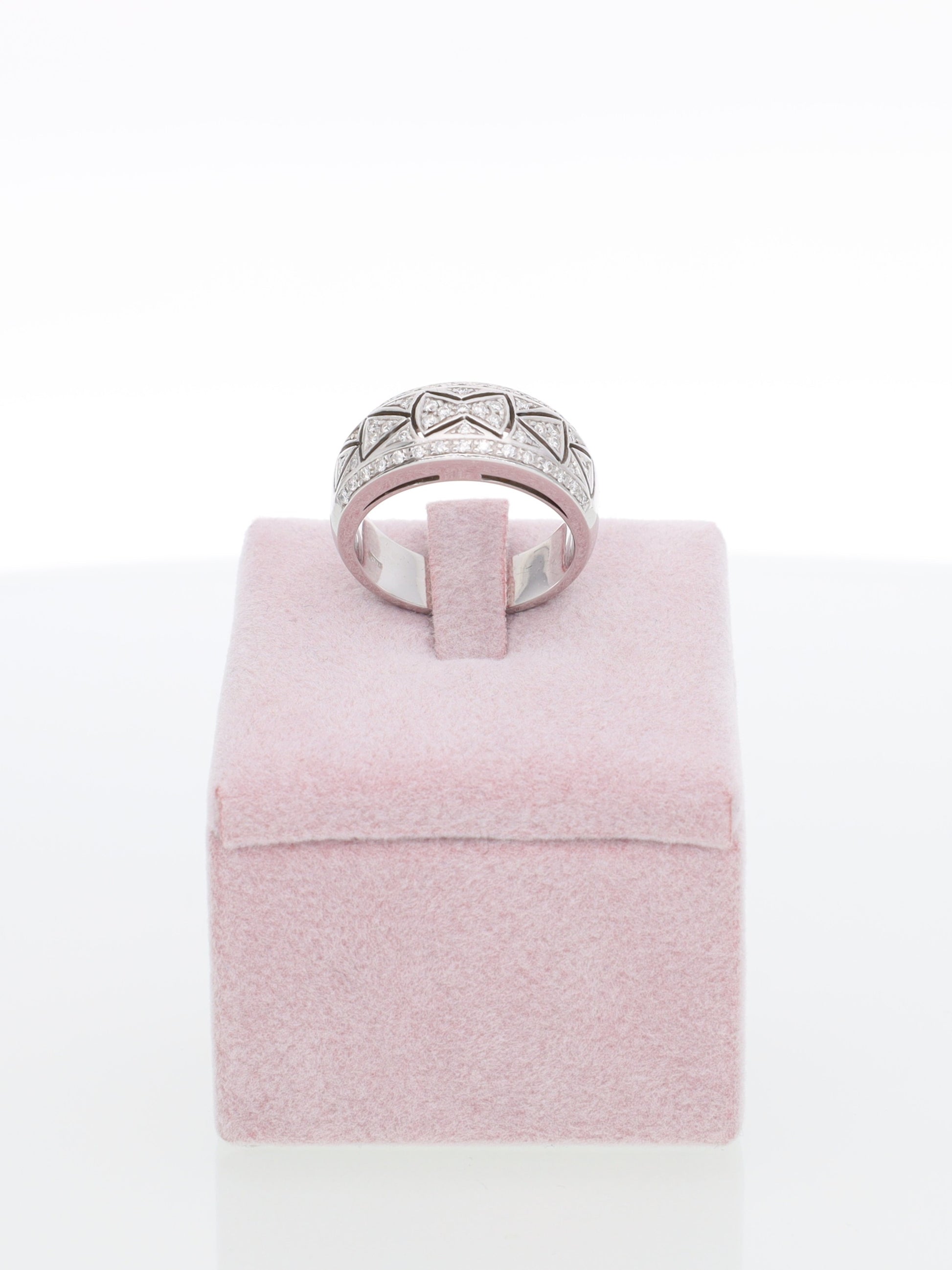 Anello in Oro Bianco 18 kt con Pavé di Diamanti