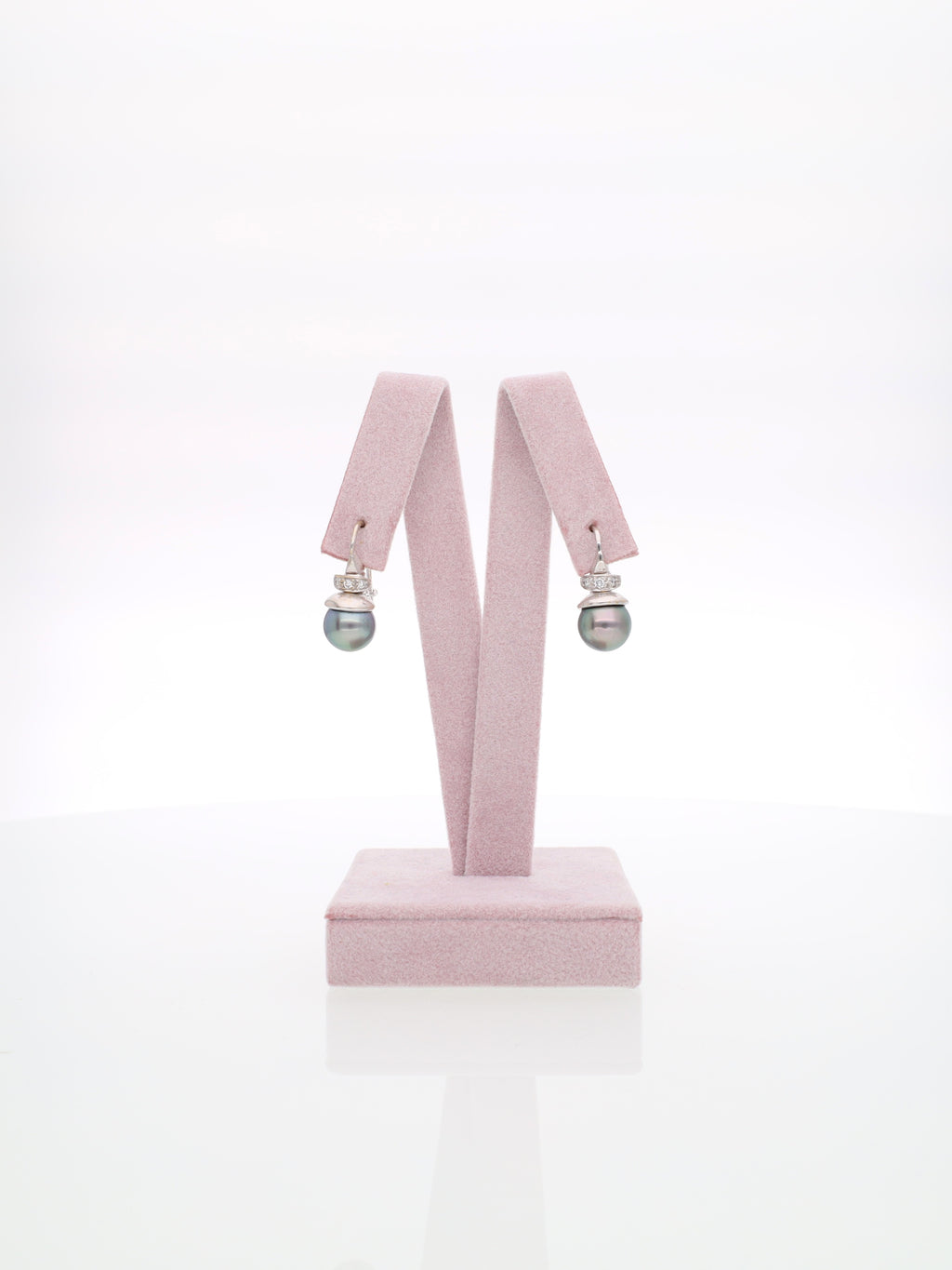 Orecchini vintage pendenti inoro bianco 18kt con Perle e Diamanti