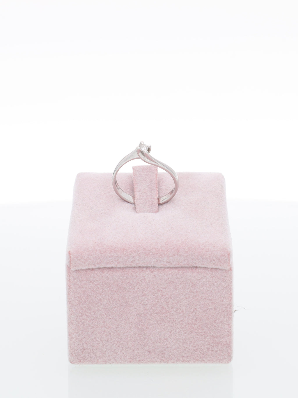 Anello Solitario in Oro Bianco 18 kt con Diamante