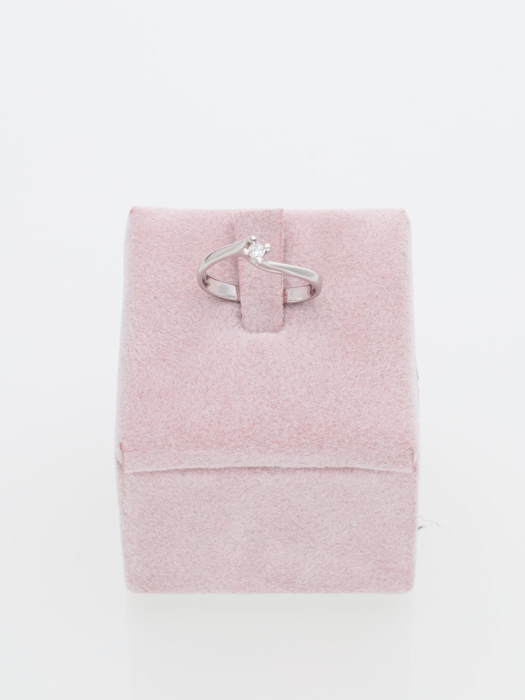 Anello Solitario in Oro Bianco 18 kt con Diamante