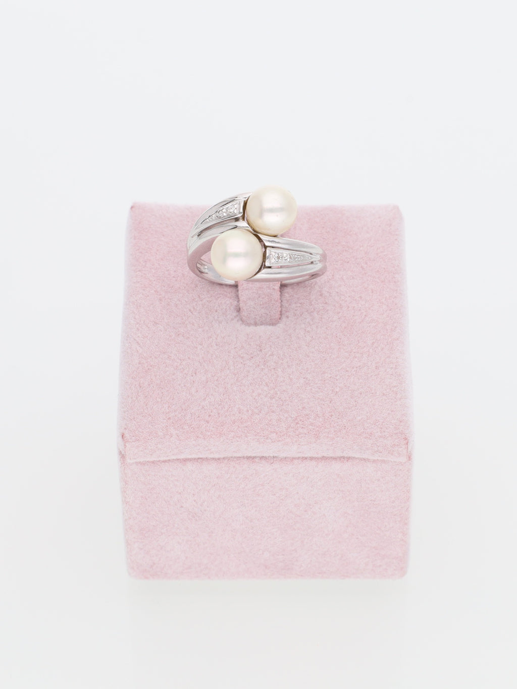 Anello contrariè in oro bianco 18kt con perle e Diamanti