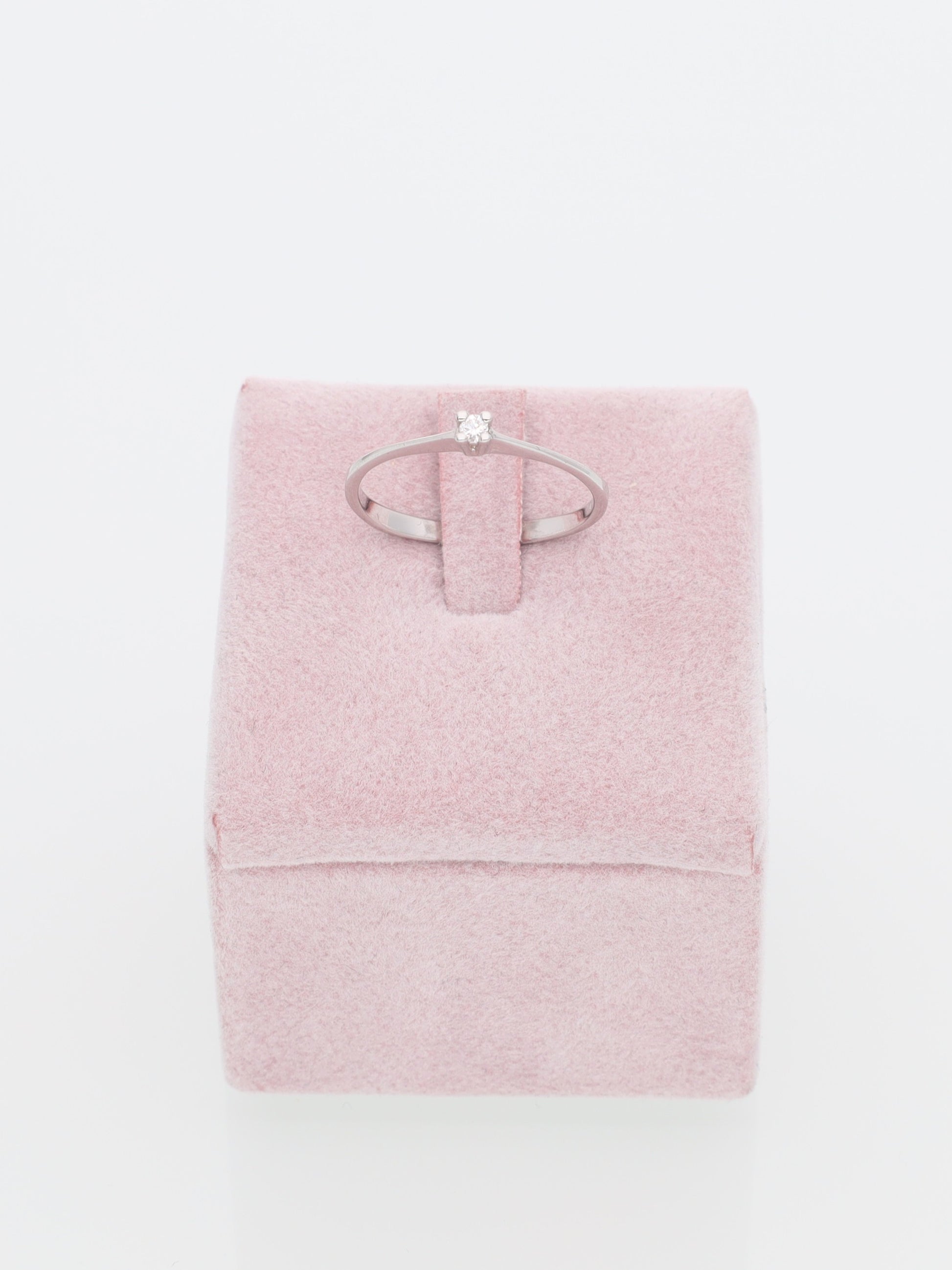 Anello Solitario in Oro Bianco 18 kt con Diamante 0.05ct