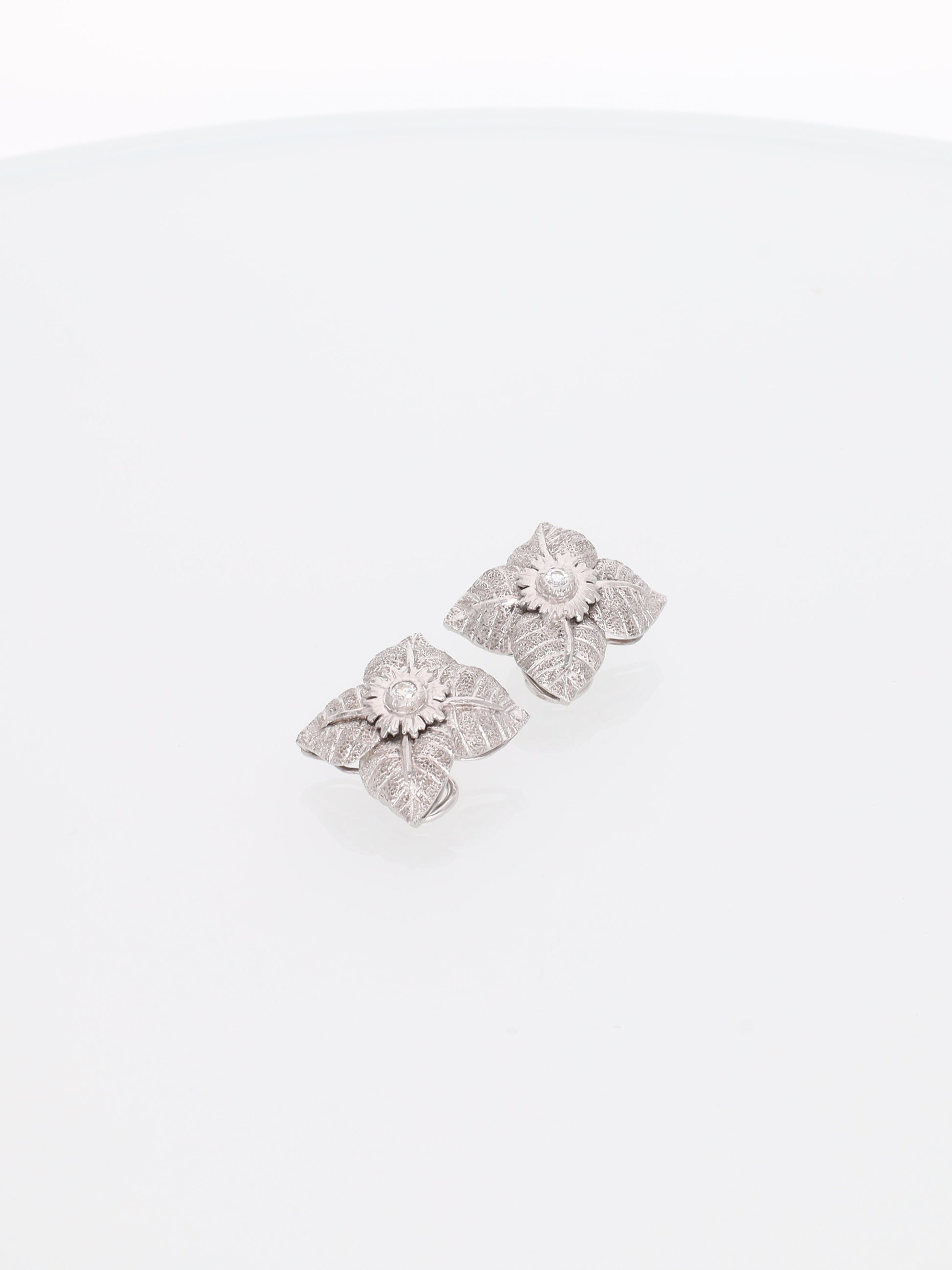 Orecchini vintage in oro bianco 18kt