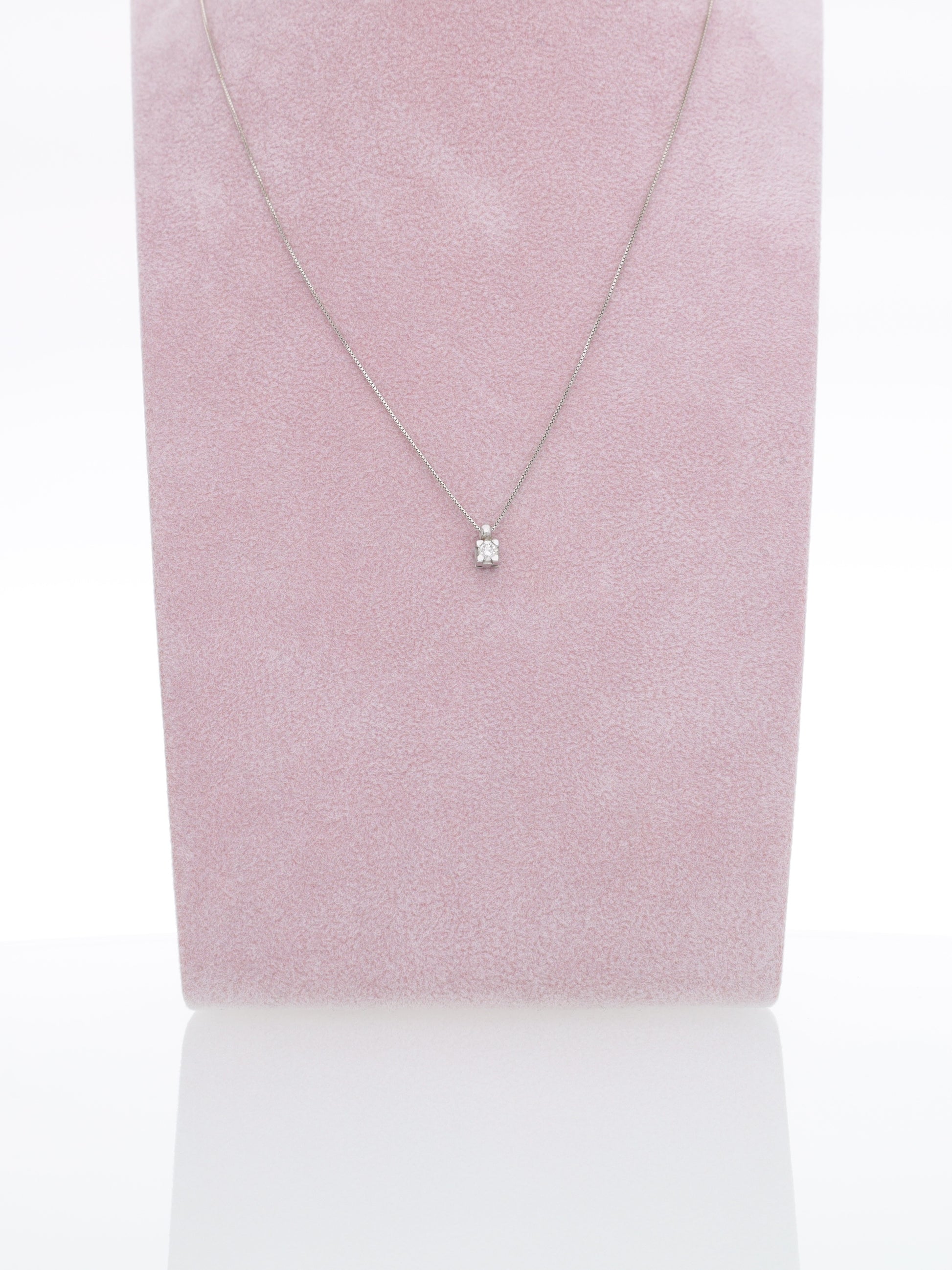 Catenina in oro bianco 18kt con punto luce - Diamante 0.05ct