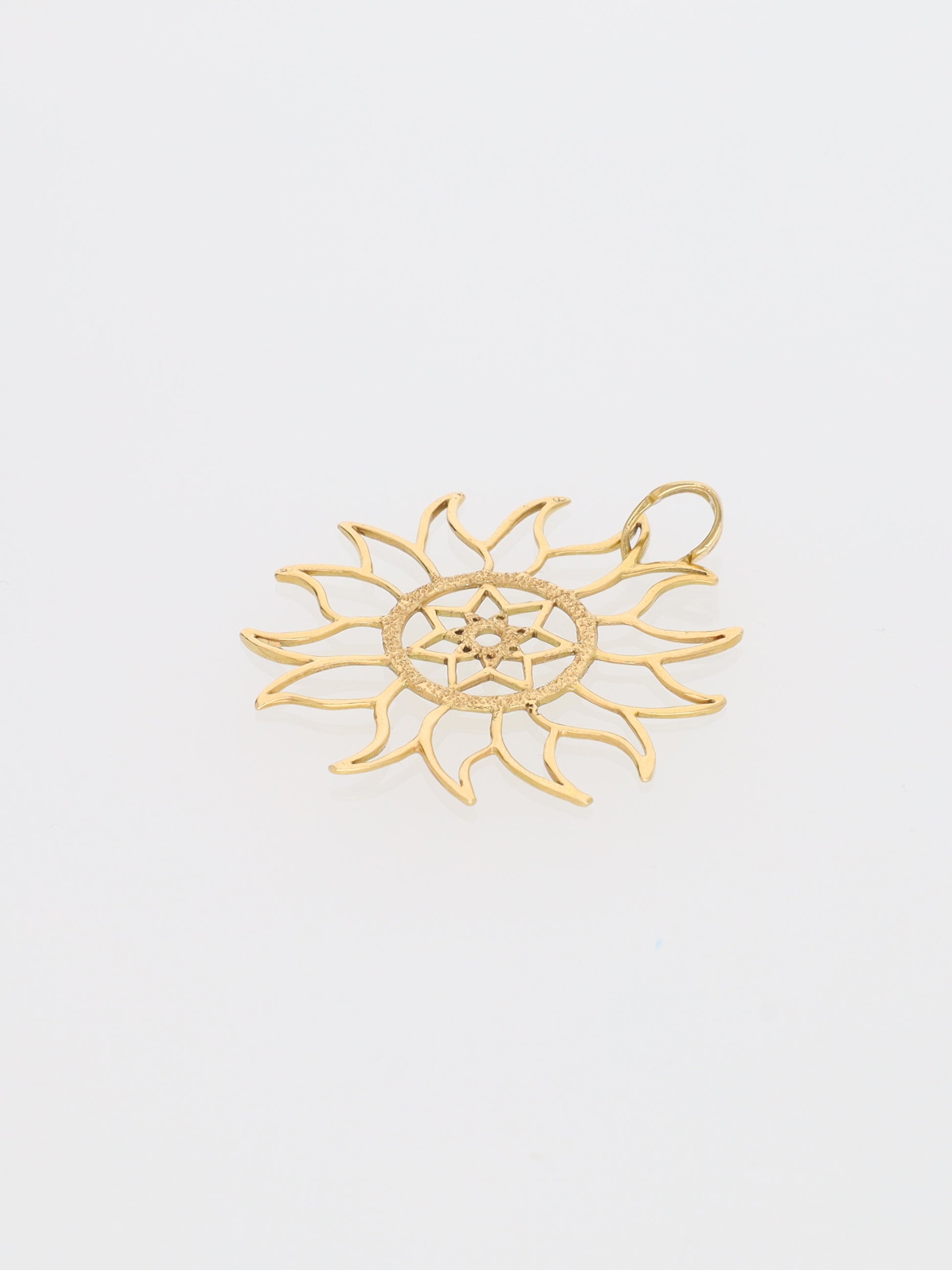 Ciondolo Sole fiammante in Oro Giallo 18 kt