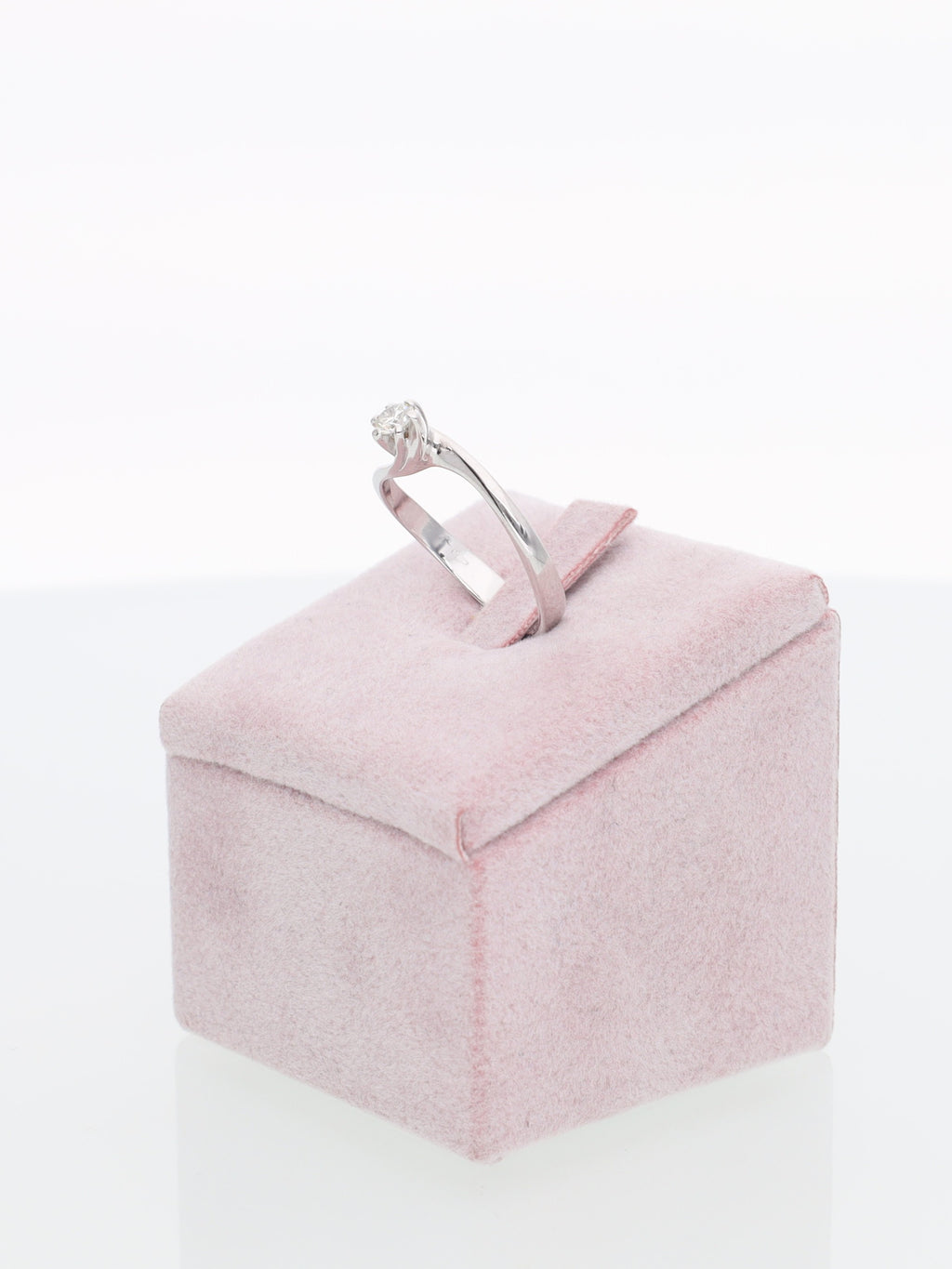 Anello Solitario contrariè in Oro Bianco 18 kt con Brillante