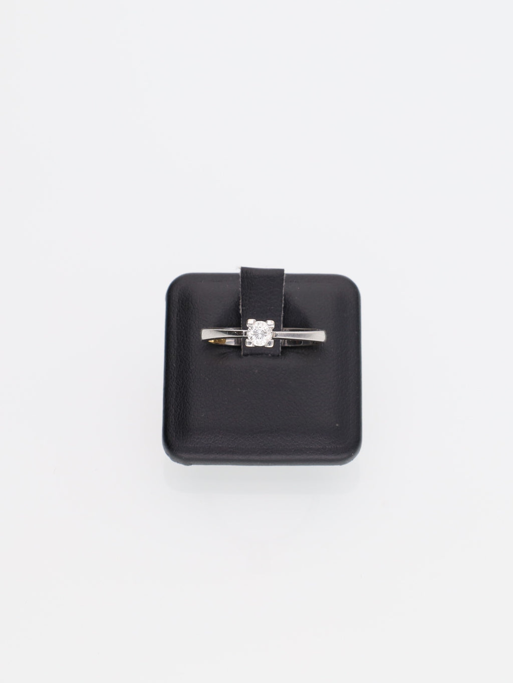 Anello Solitario in Oro Bianco 18 kt con Brillante - Recarlo
