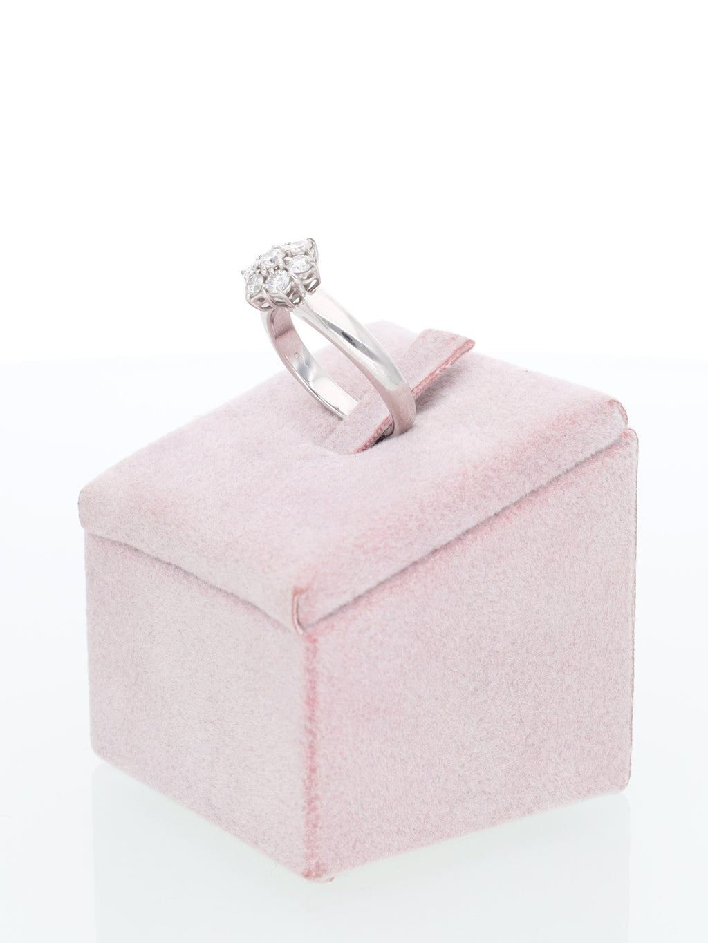 Anello margherita in oro bianco 18kt con diamanti