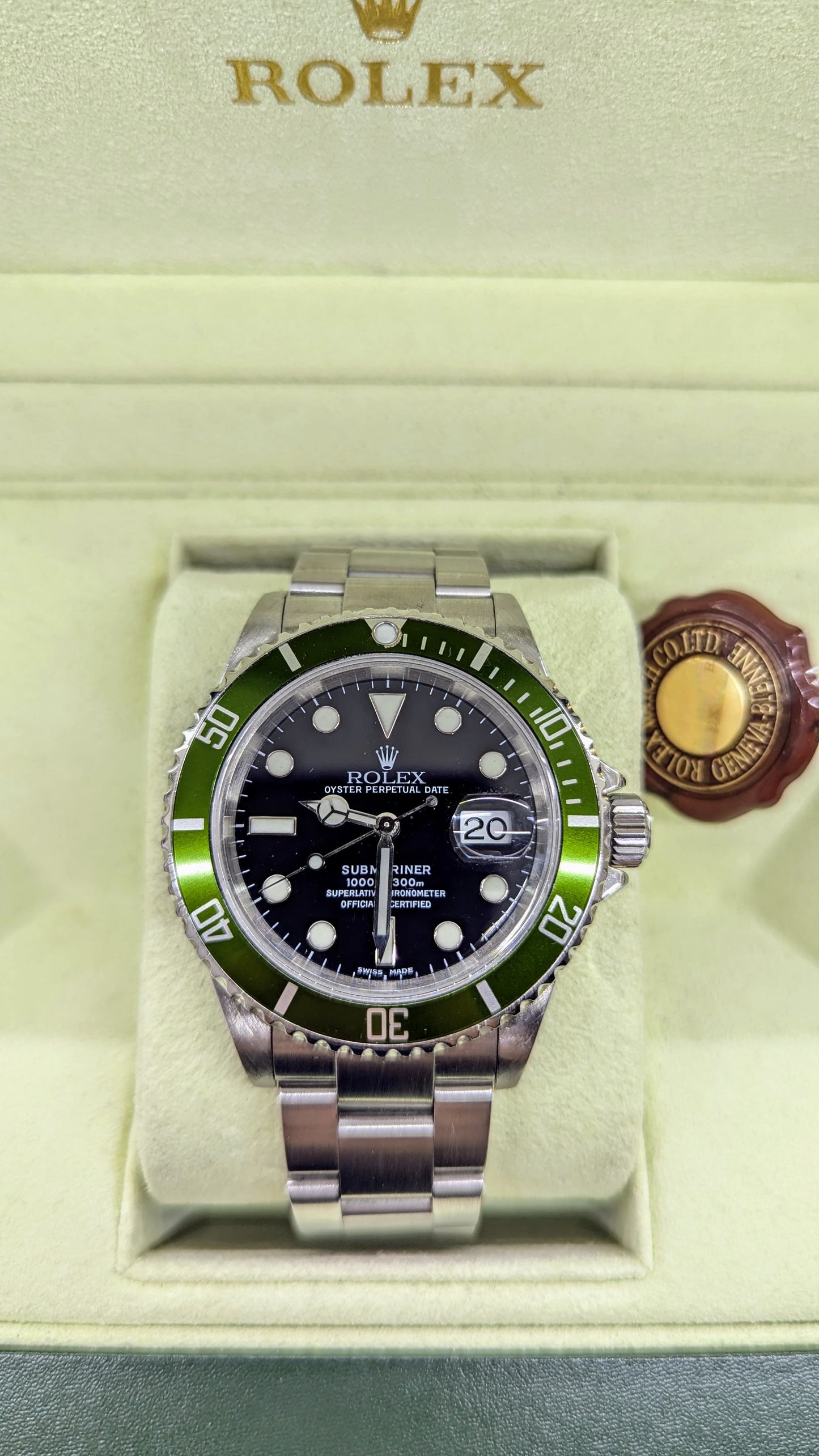 Rolex Submariner Date ghiera verde "Kermit" usato