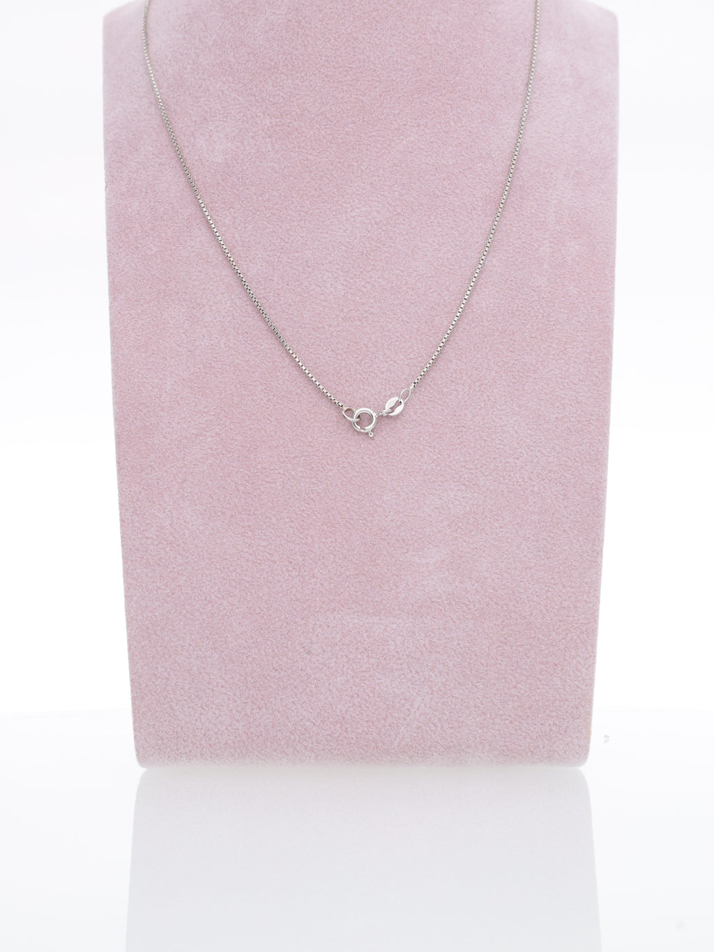 Catenina Vintage in Oro Bianco 18 kt con Ciondolo Ovale di Diamanti