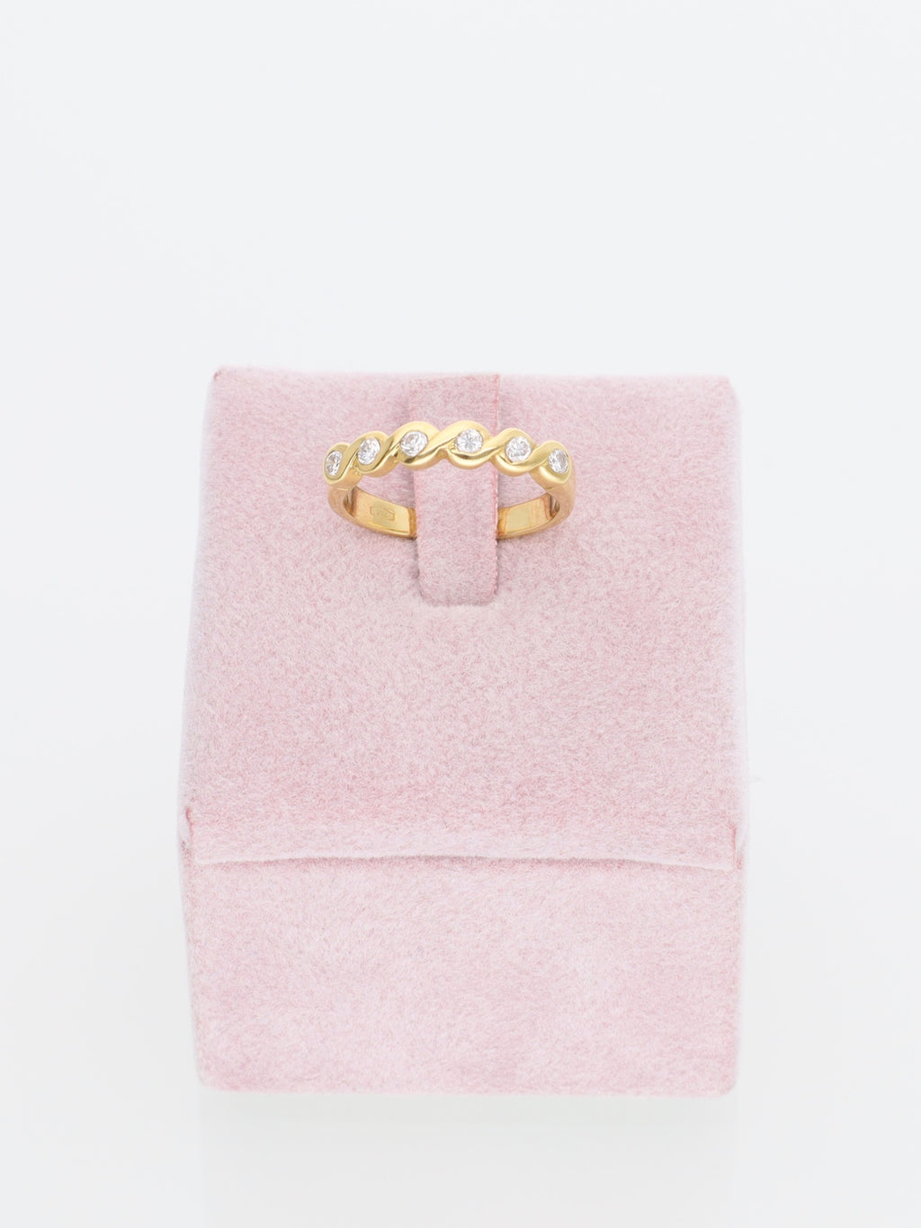 Anello veretta oro giallo con fascia intrecciata di Diamanti