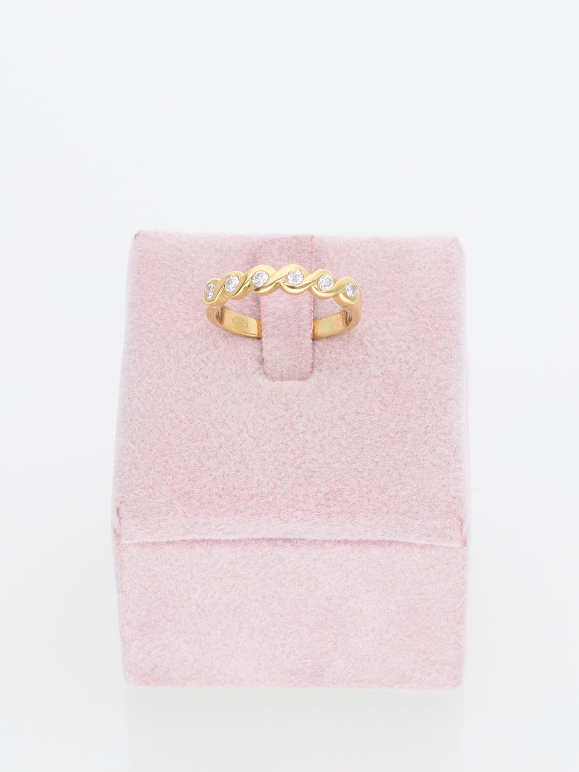 Anello veretta oro giallo con fascia intrecciata di Diamanti