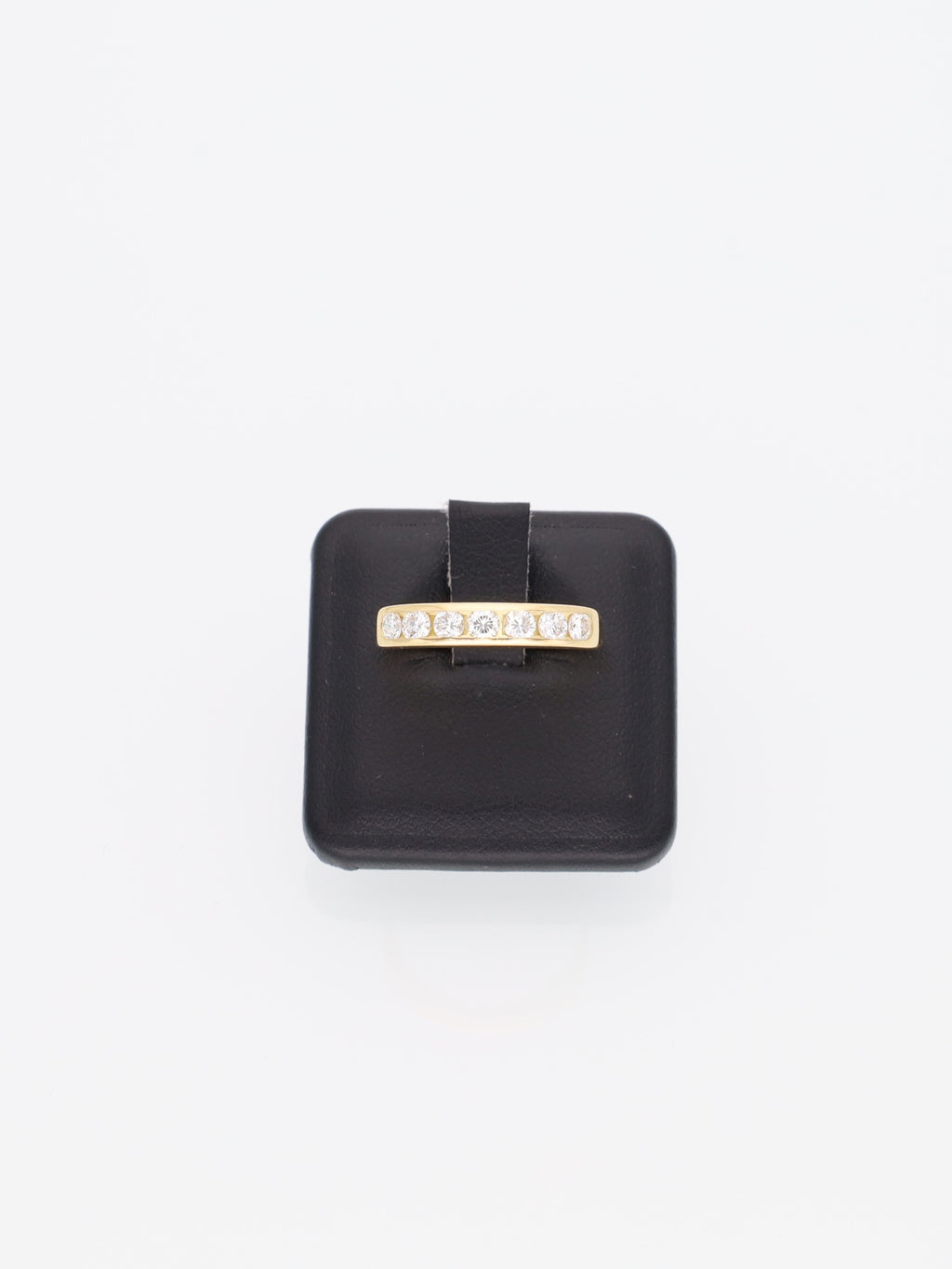 Anello Veretta in Oro Giallo 18 kt con 7 Brillanti a binario