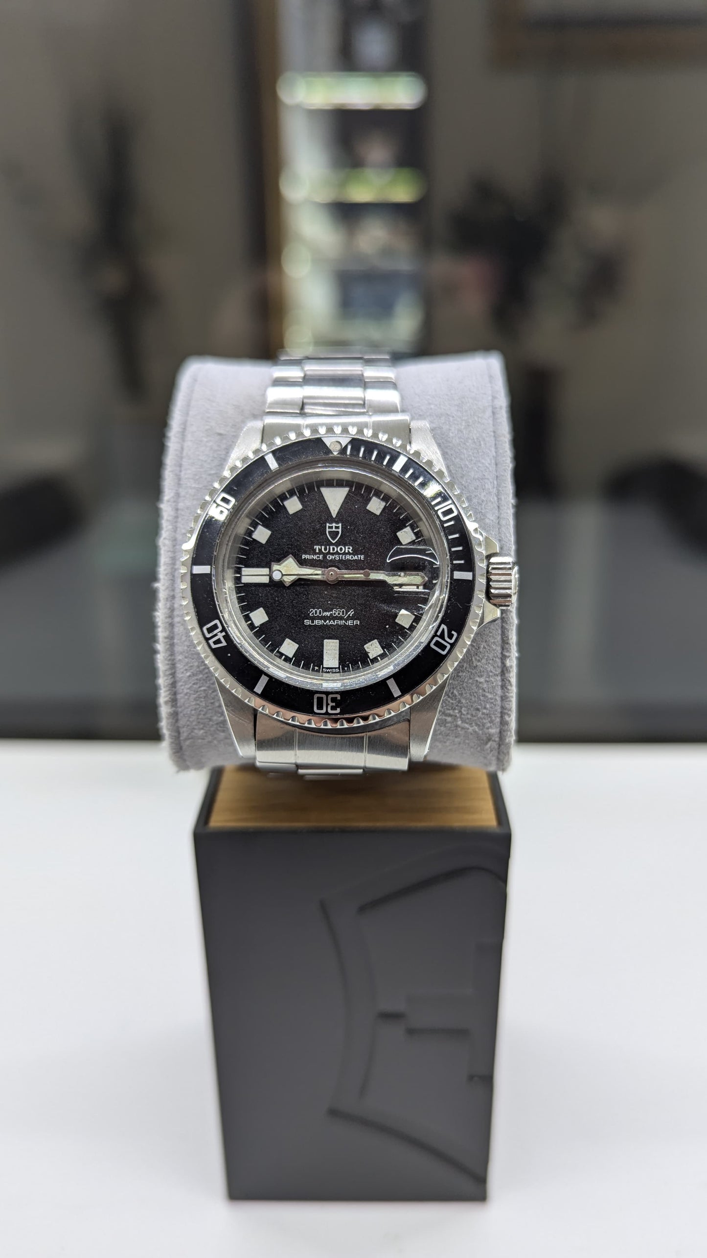 Tudor Submariner nero in acciaio