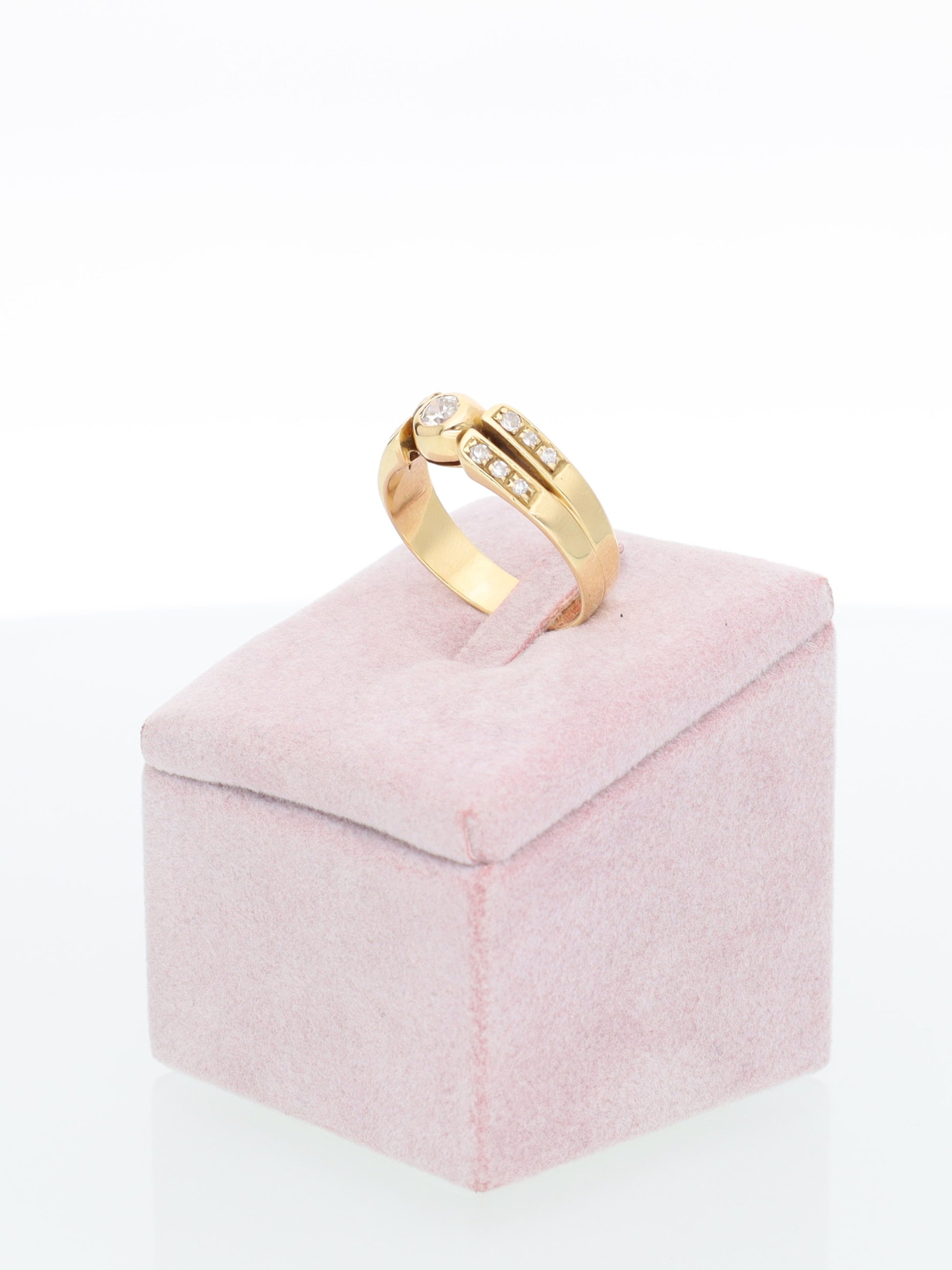 Anello Solitario in Oro Giallo 18 kt con diamanti