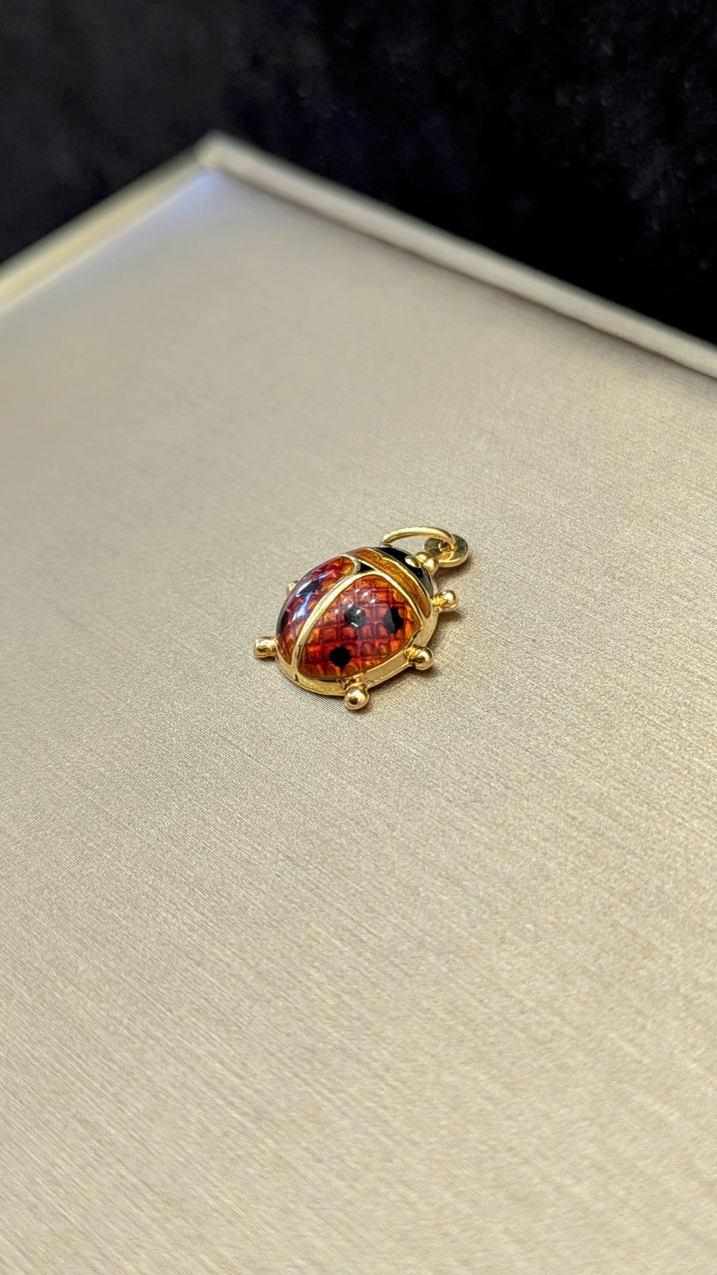 Ciondolo coccinella oro giallo 18kt