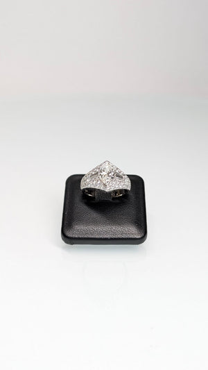 Anello Bvlgari in Oro bianco 18 kt con Diamanti - Marquise e brillanti