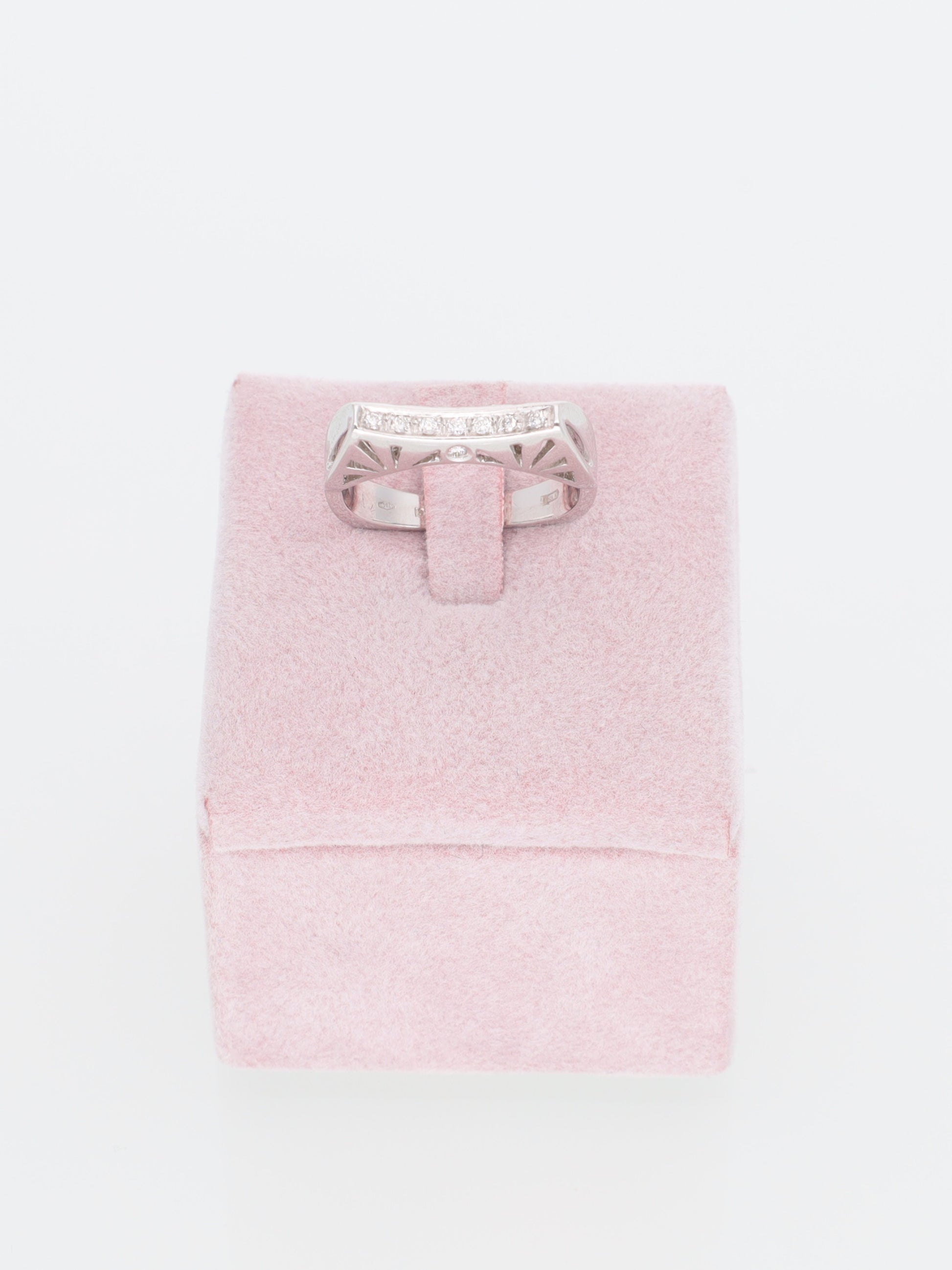 Anello Veretta in Oro Bianco 18 kt con Fantasia di Brillanti