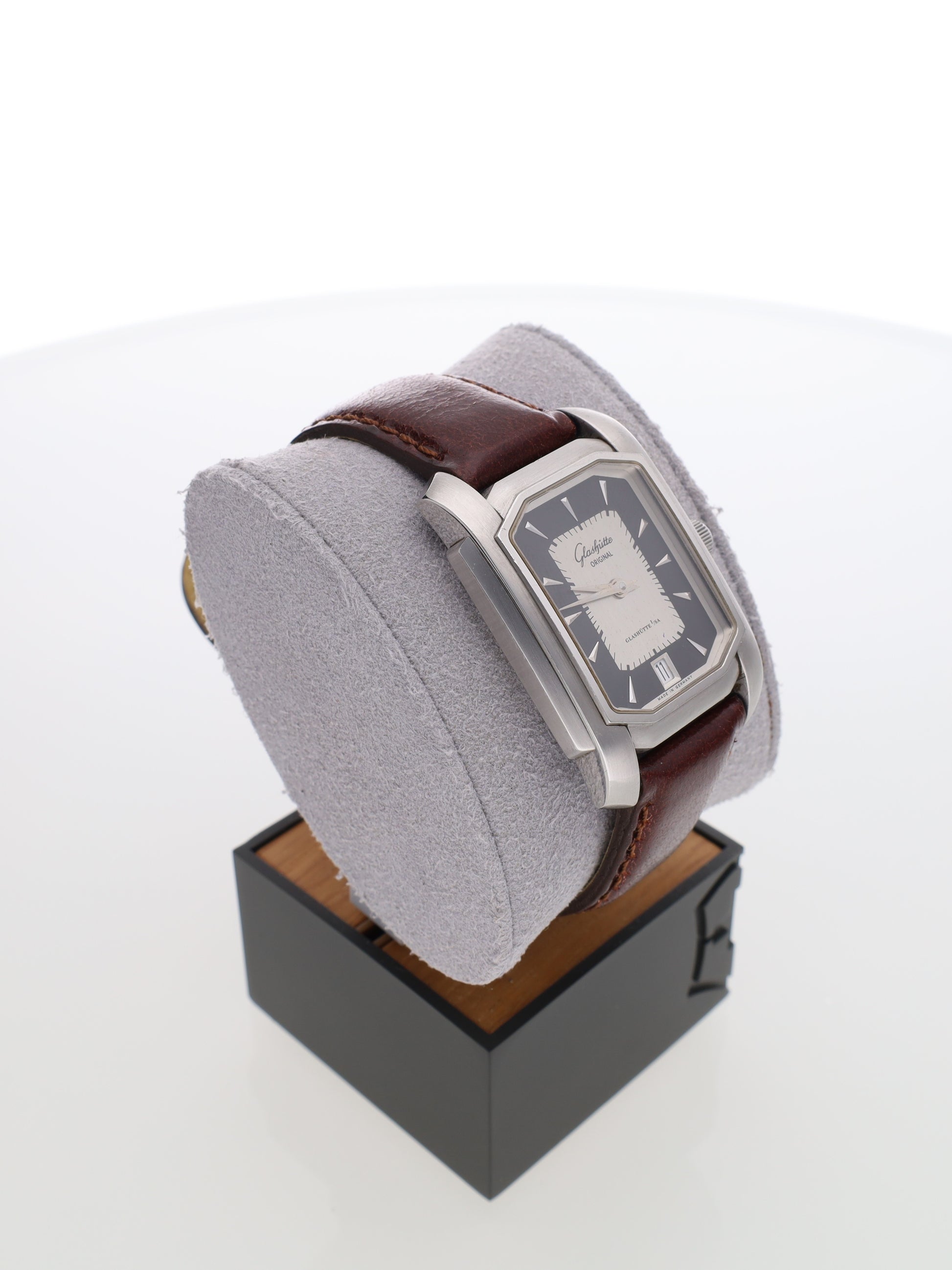 Glashütte Original Senator Karrée