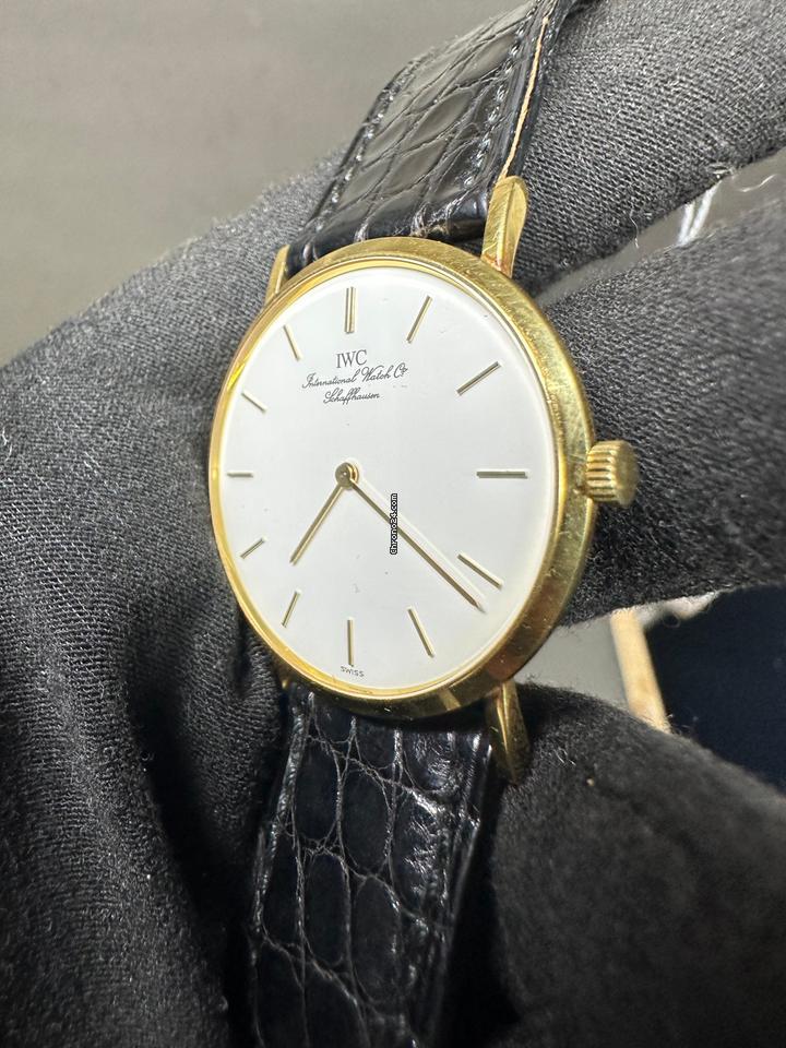 IWC Vintage in Oro Giallo 18kt