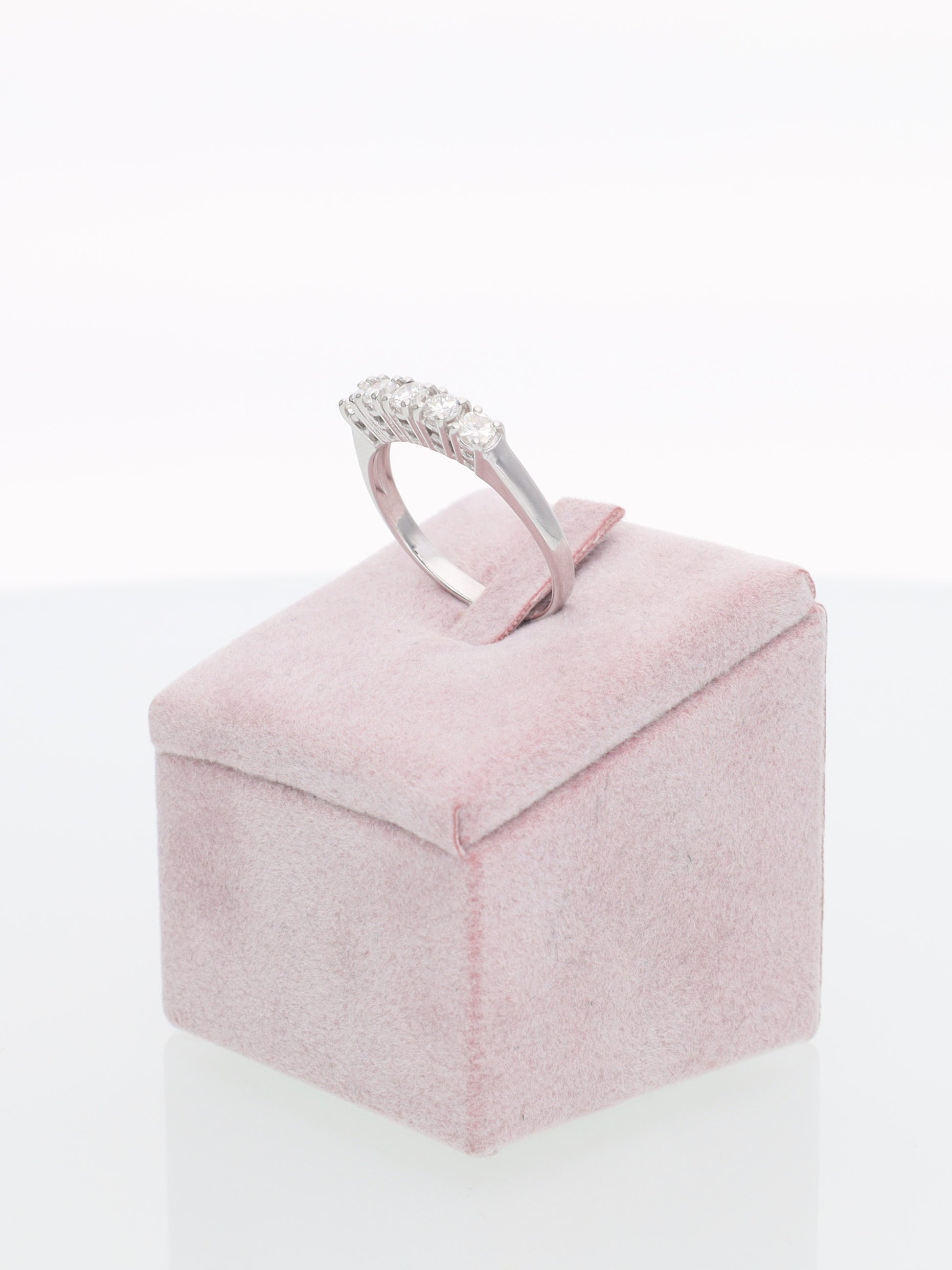 Anello Veretta in Oro Bianco 18 kt con 5 Brillanti