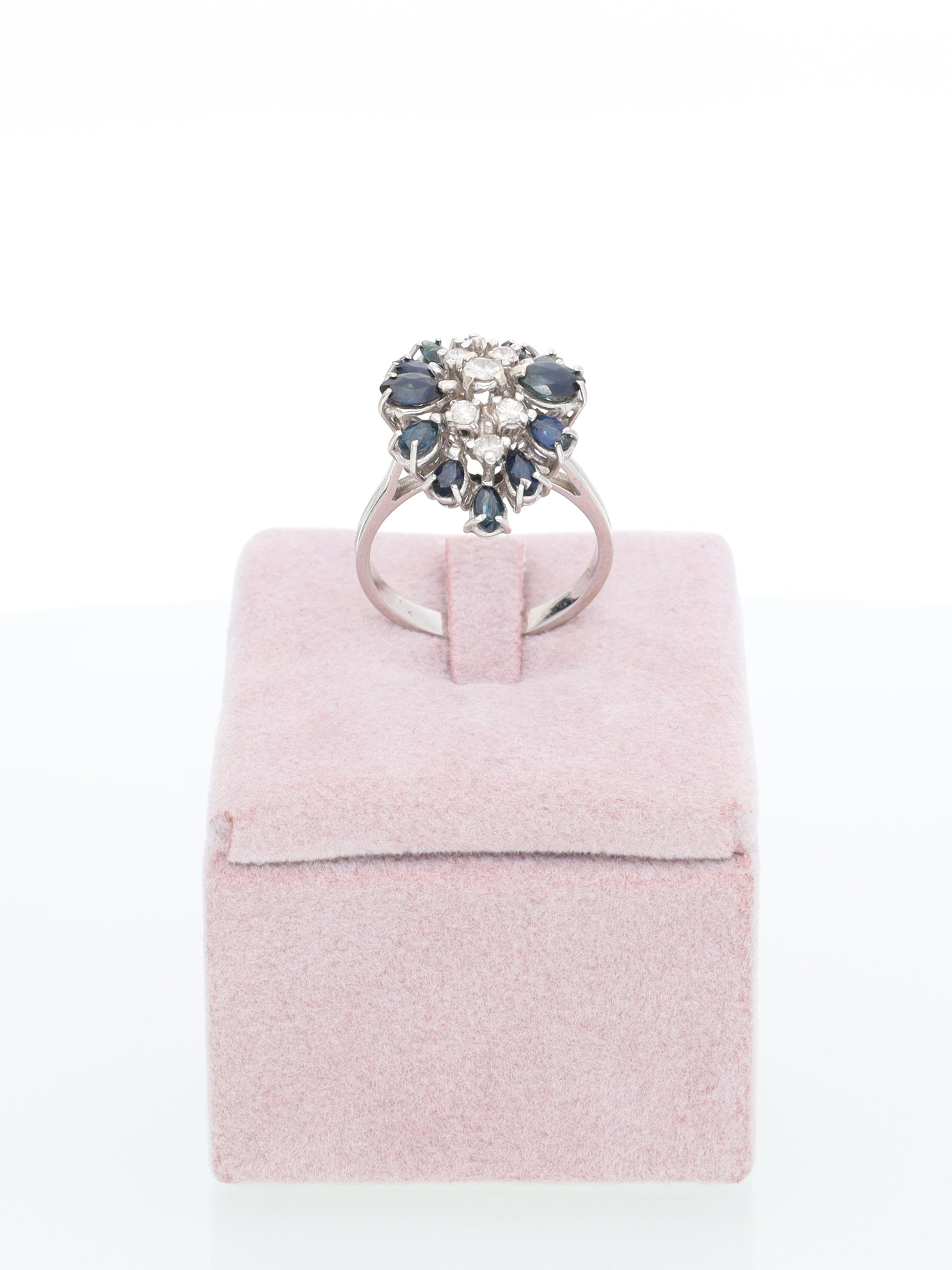 Anello in Oro Bianco 18 kt con Zaffiri e Diamanti