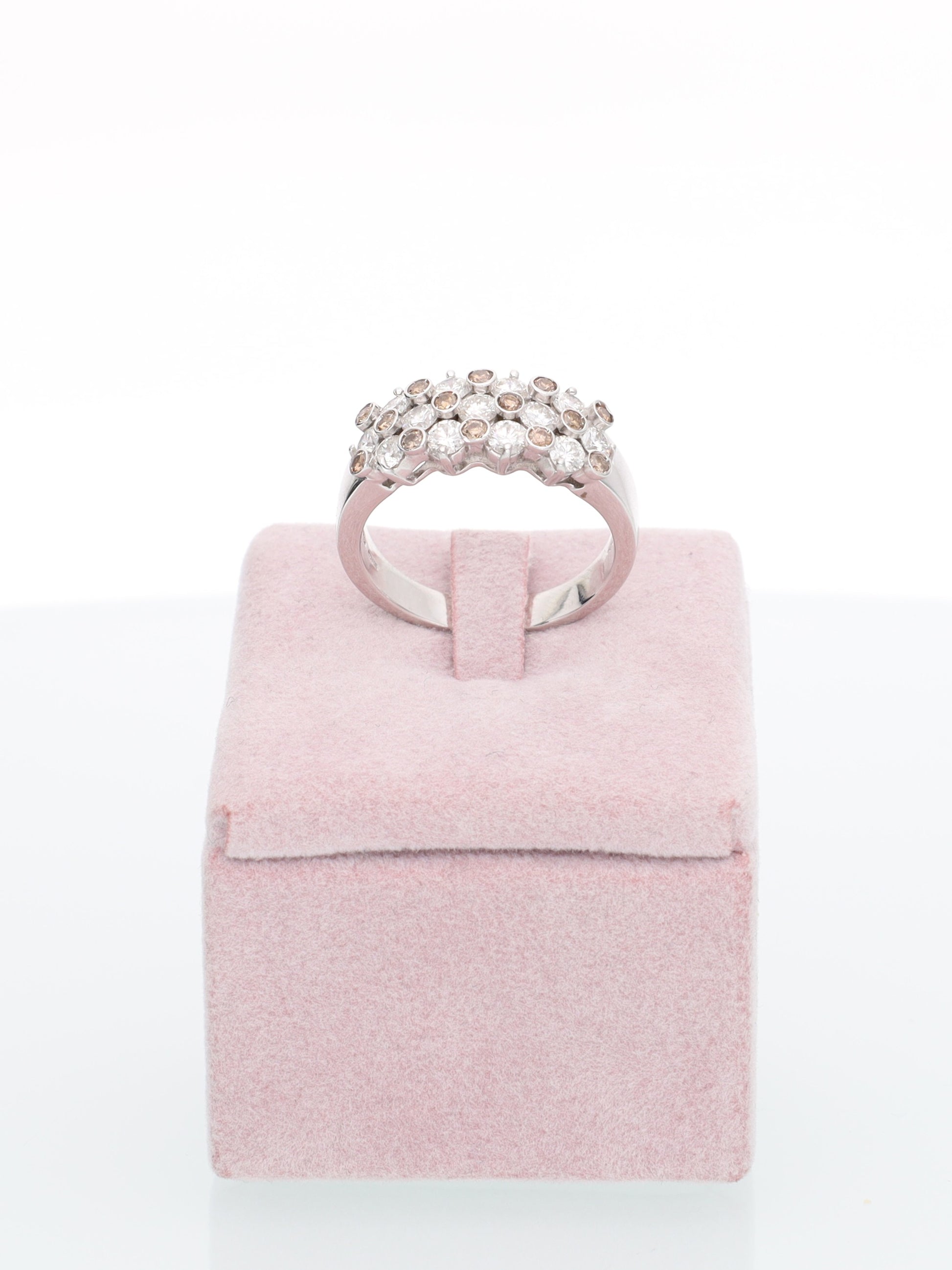 Anello in Oro Bianco 18kt con Diamanti bicolore