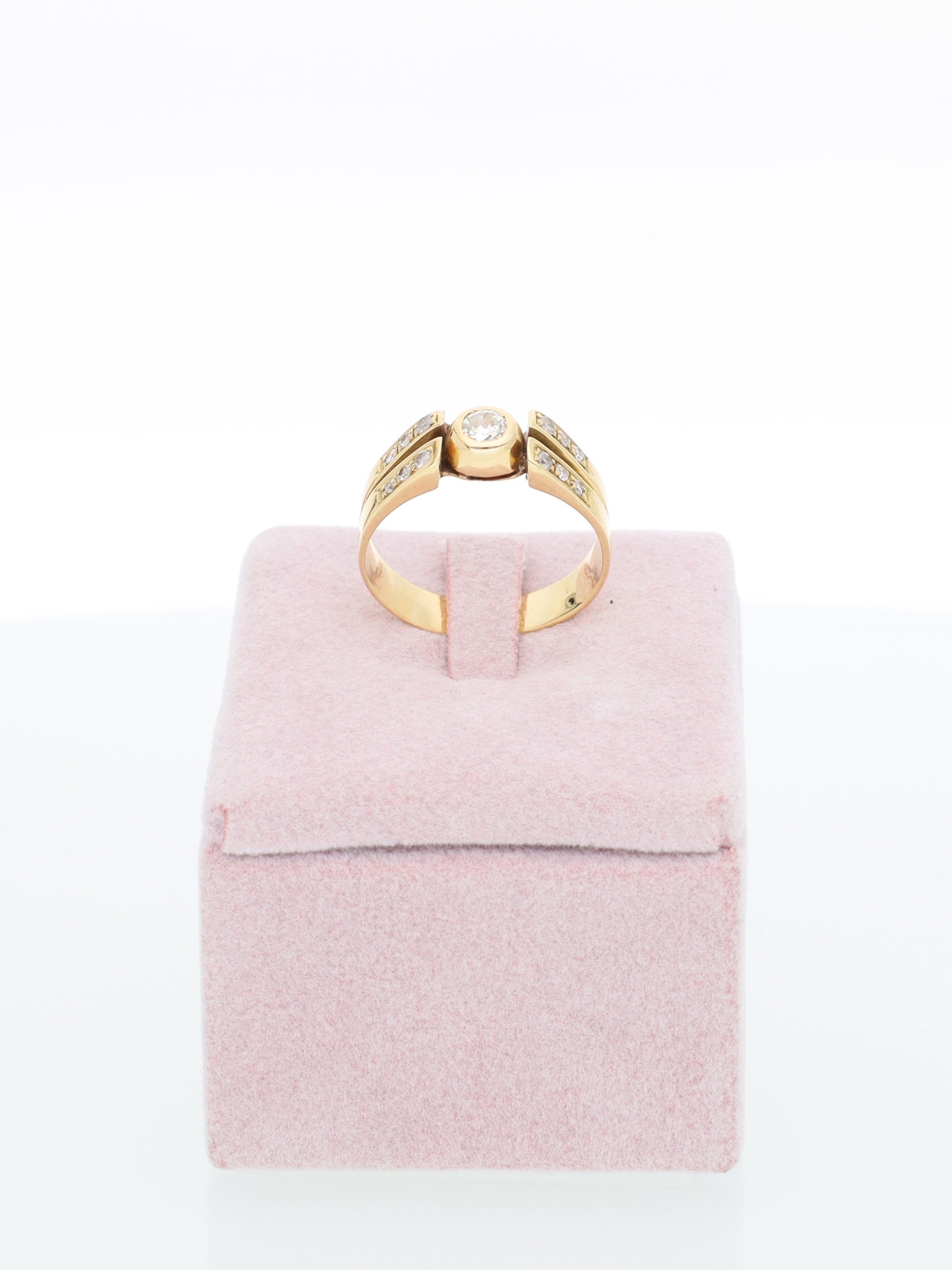 Anello Solitario in Oro Giallo 18 kt con diamanti