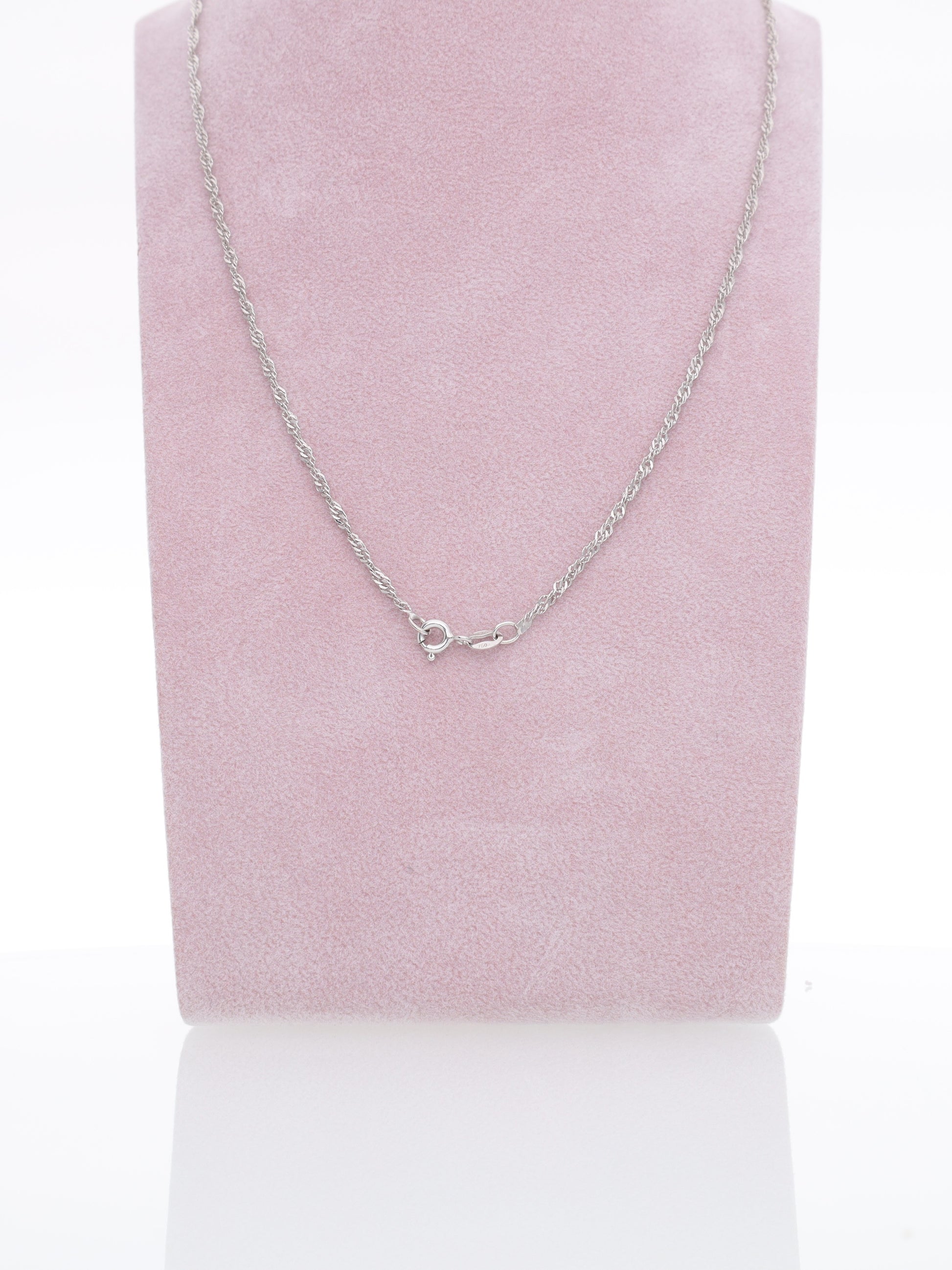 Collana in Oro Bianco 18 kt con Ciondolo Trilogy di Diamanti