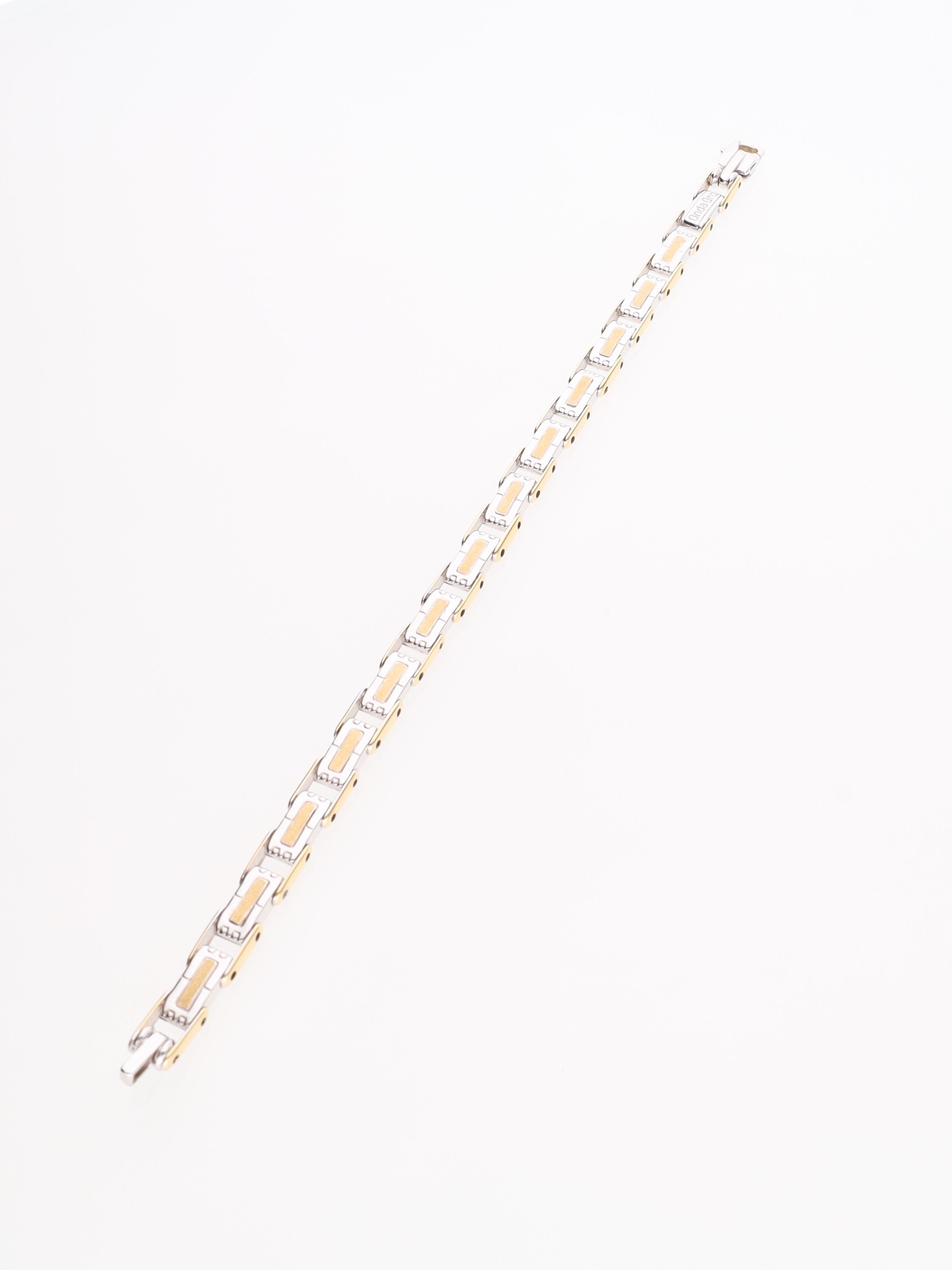 Bracciali