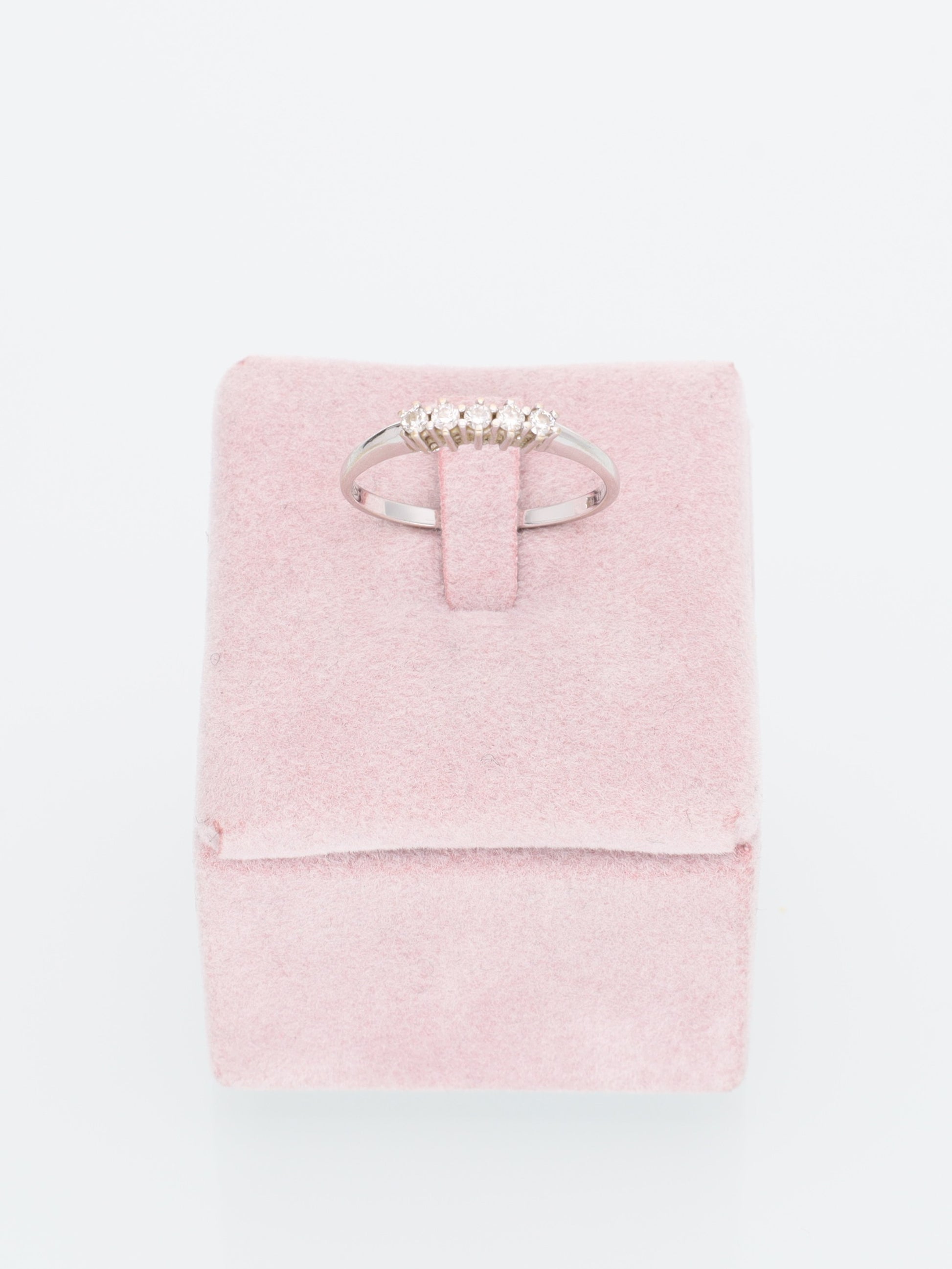 Anello veretta in Oro Bianco 18kt con 5 Diamanti