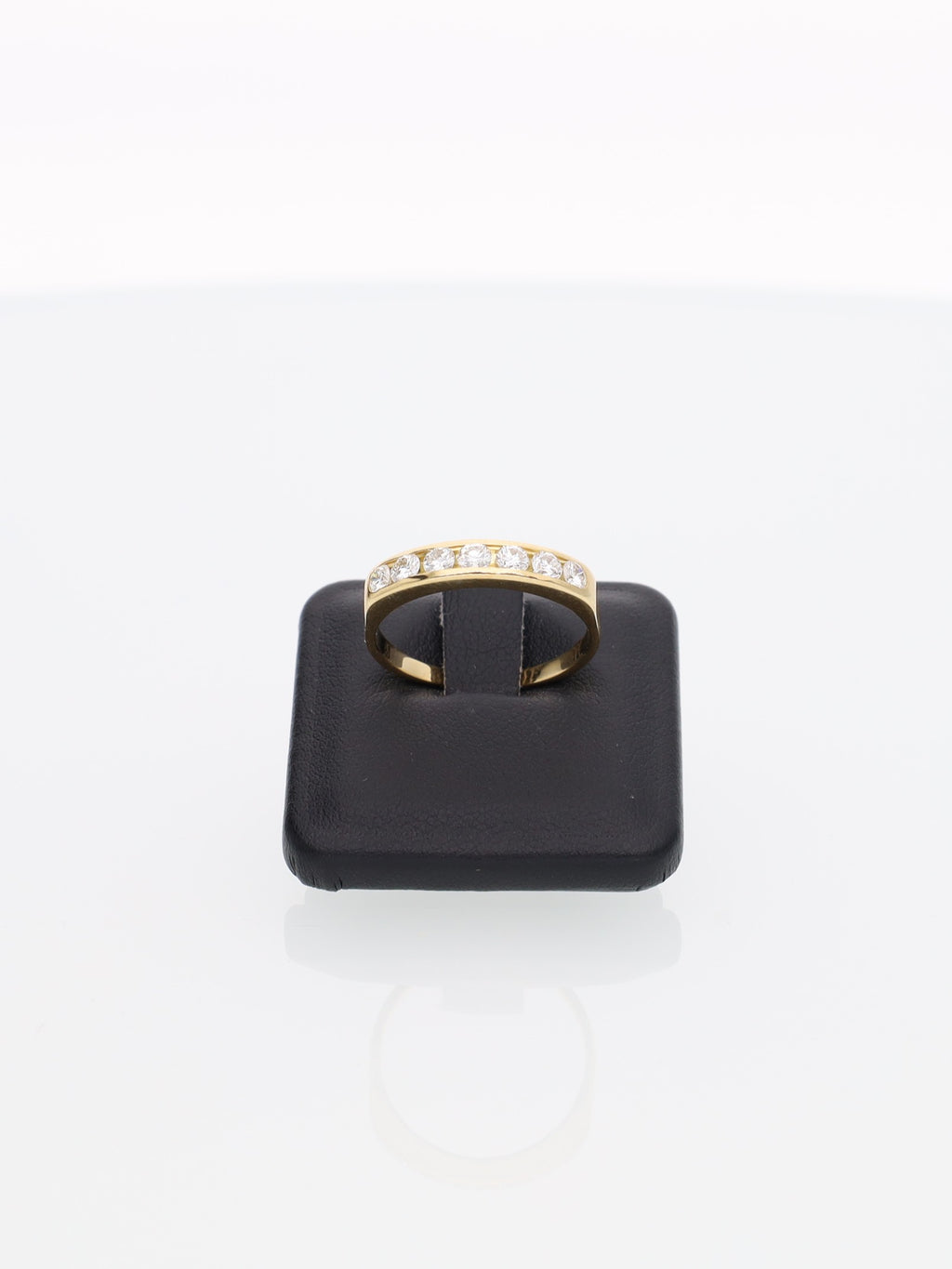 Anello Veretta in Oro Giallo 18 kt con 7 Brillanti a binario